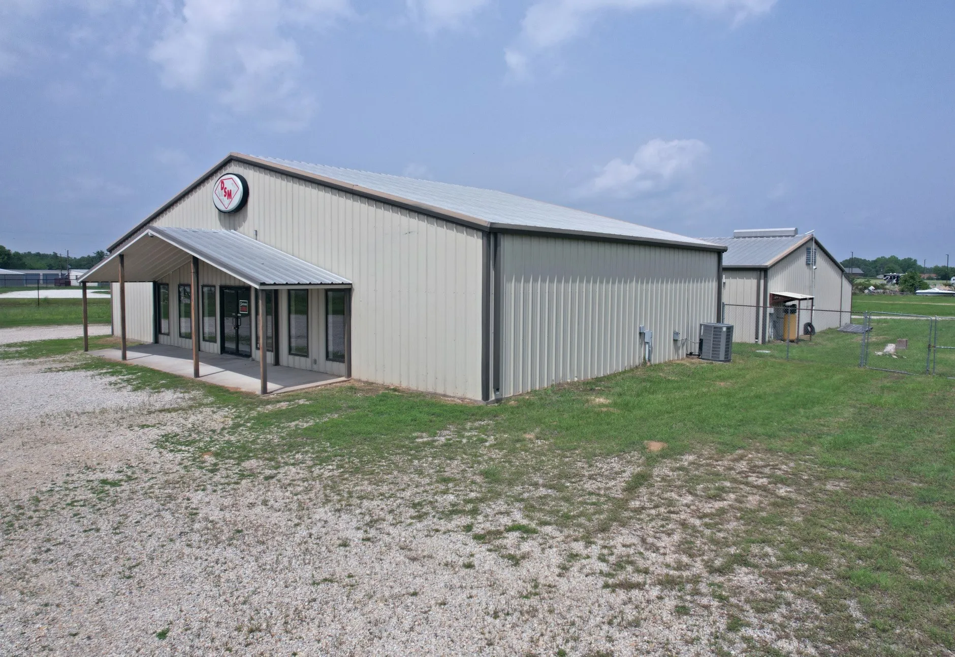 Business For Sale in Wood County , 3910 W State Highway 154, Yantis, Texas 75497, 0, 0, Garage spaces, 4,592 Sqft, built in 2005, Preowned, Price $599,000, mls#21250167, Real Estate Agent in Yantis, Homes For Sale in Wood county, Homes For Sale in Yantis, Realtor in Yantis Texas, Real Estate Brokerage Independent Realty Texas, Luminita Cordes Realtor