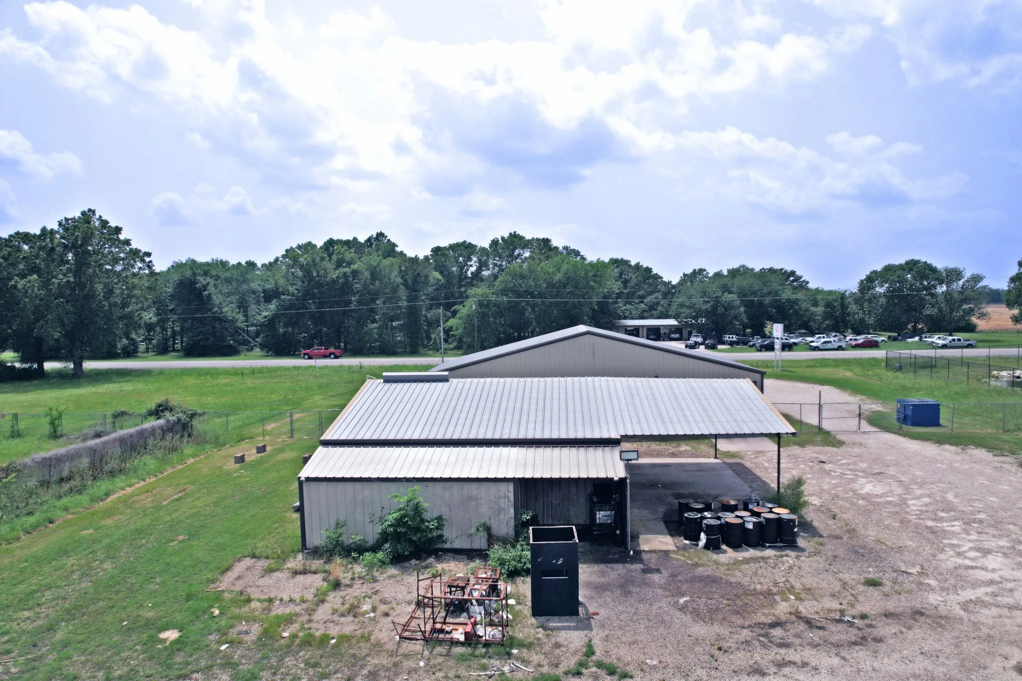 Business For Sale in Wood County , 3910 W State Highway 154, Yantis, Texas 75497, 0, 0, Garage spaces, 4,592 Sqft, built in 2005, Preowned, Price $599,000, mls#21250167, Real Estate Agent in Yantis, Homes For Sale in Wood county, Homes For Sale in Yantis, Realtor in Yantis Texas, Real Estate Brokerage Independent Realty Texas, Luminita Cordes Realtor