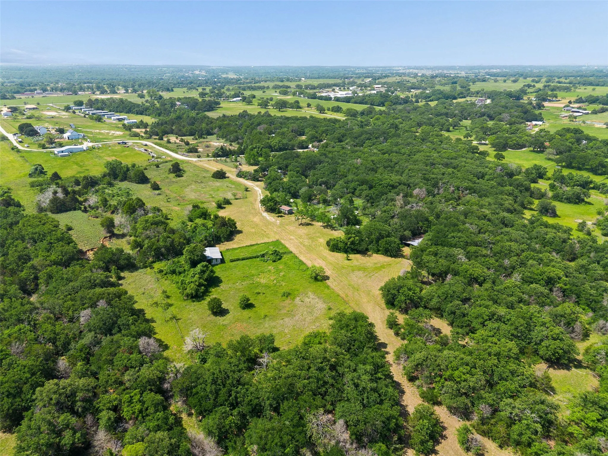 Farm For Sale in Wise County , 194 Private Road 4663, Boyd, Texas 76023, 3 Bedroom, 2 Bathroom, Garage spaces, 1,248 Sqft, built in 1995, Preowned, mls#21254839, Real Estate Agent in Boyd, Homes For Sale in Wise county, Homes For Sale in Boyd, Realtor in Boyd Texas, Real Estate Brokerage Independent Realty Texas, Luminita Cordes Realtor