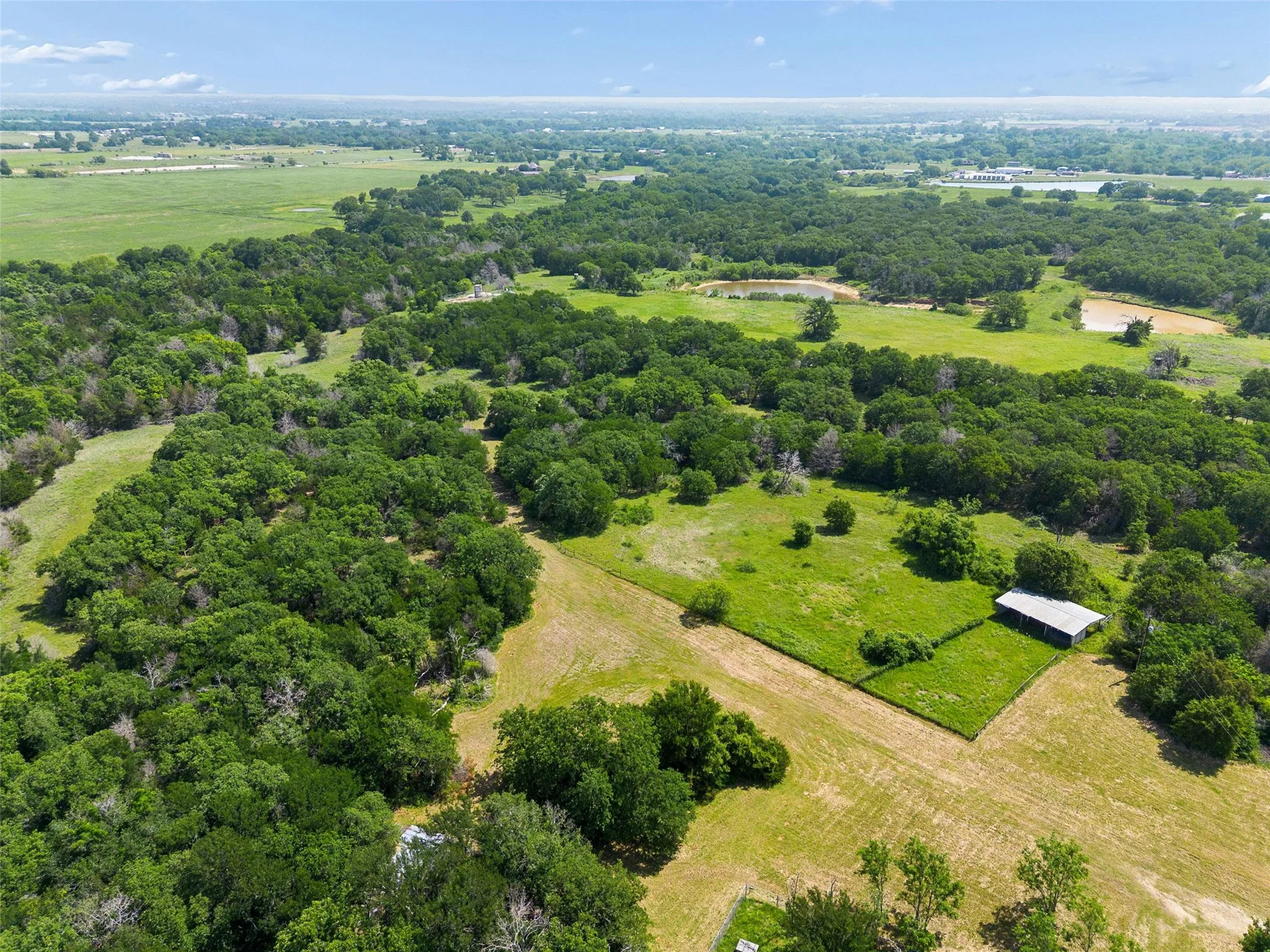 Farm For Sale in Wise County , 194 Private Road 4663, Boyd, Texas 76023, 3 Bedroom, 2 Bathroom, Garage spaces, 1,248 Sqft, built in 1995, Preowned, mls#21254839, Real Estate Agent in Boyd, Homes For Sale in Wise county, Homes For Sale in Boyd, Realtor in Boyd Texas, Real Estate Brokerage Independent Realty Texas, Luminita Cordes Realtor