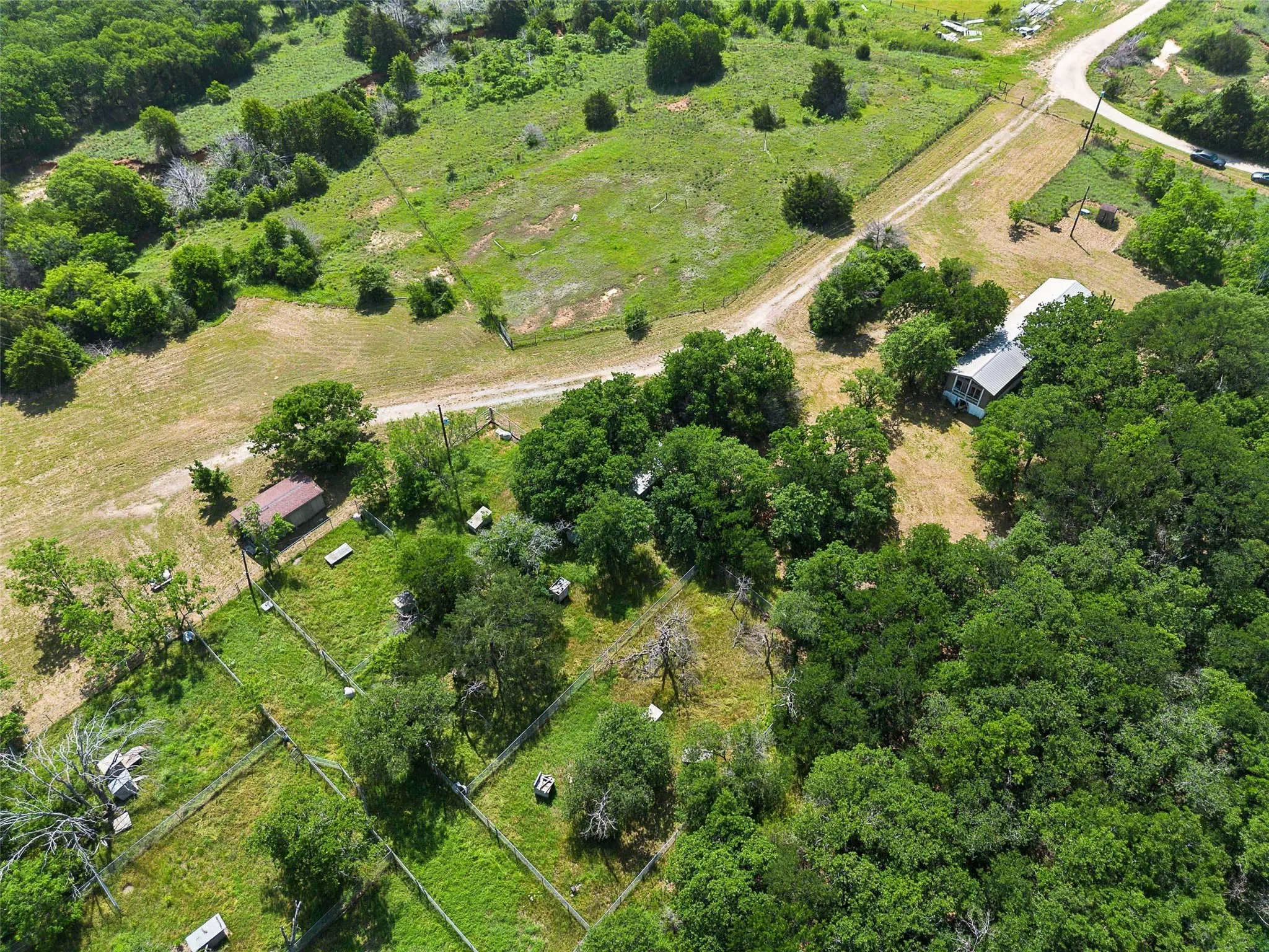 Farm For Sale in Wise County , 194 Private Road 4663, Boyd, Texas 76023, 3 Bedroom, 2 Bathroom, Garage spaces, 1,248 Sqft, built in 1995, Preowned, mls#21254839, Real Estate Agent in Boyd, Homes For Sale in Wise county, Homes For Sale in Boyd, Realtor in Boyd Texas, Real Estate Brokerage Independent Realty Texas, Luminita Cordes Realtor