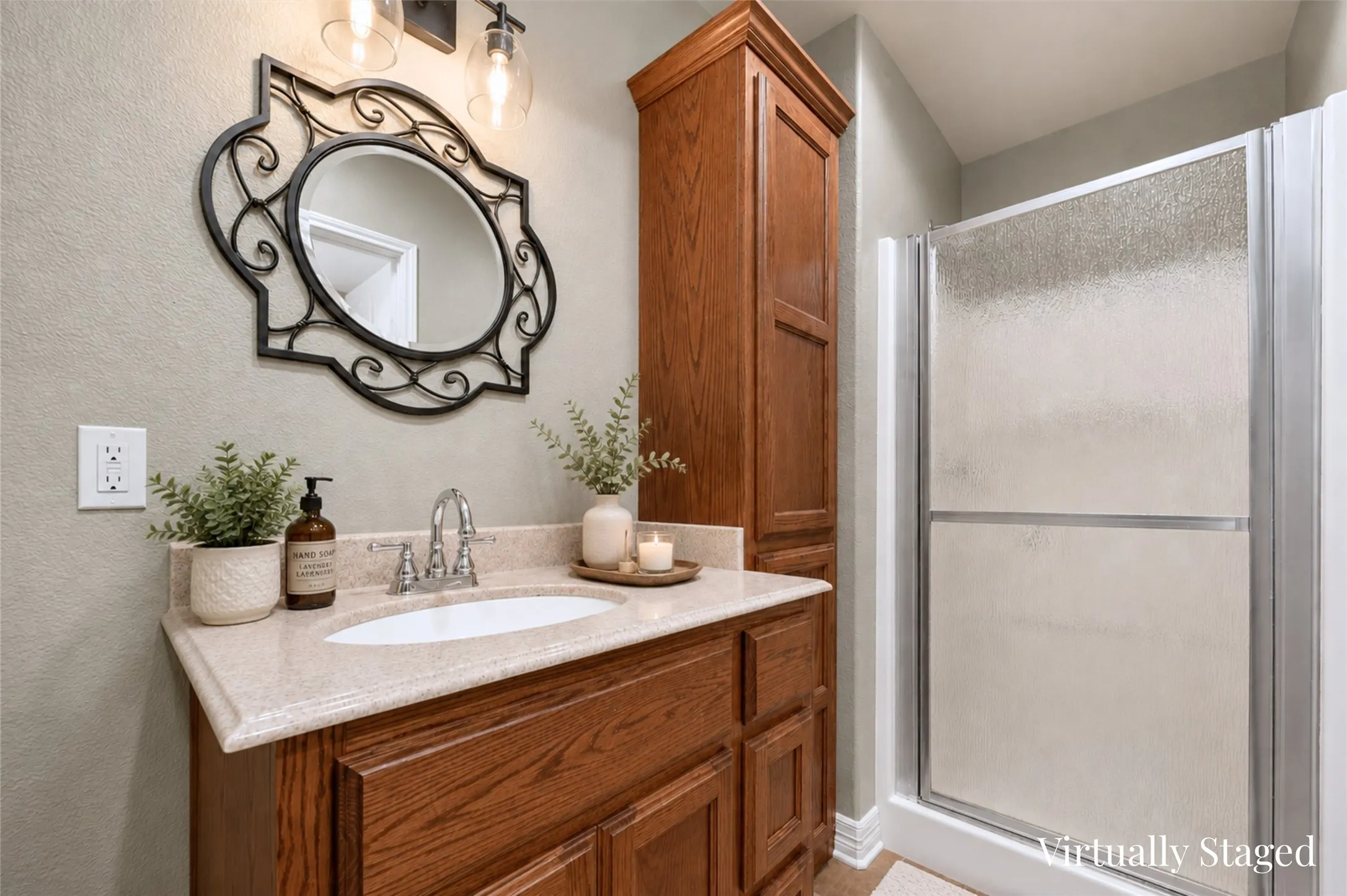 Single Family Residence For Sale in Grayson County , 8034 Fm 902, Howe, Texas 75459, 4 Bedroom, 4 Bathroom, 2 Garage spaces, 3,134 Sqft, built in 2001, Preowned, mls#21252351, Real Estate Agent in Howe, Homes For Sale in Grayson county, Homes For Sale in Howe, Realtor in Howe Texas, Real Estate Brokerage Independent Realty Texas, Luminita Cordes Realtor