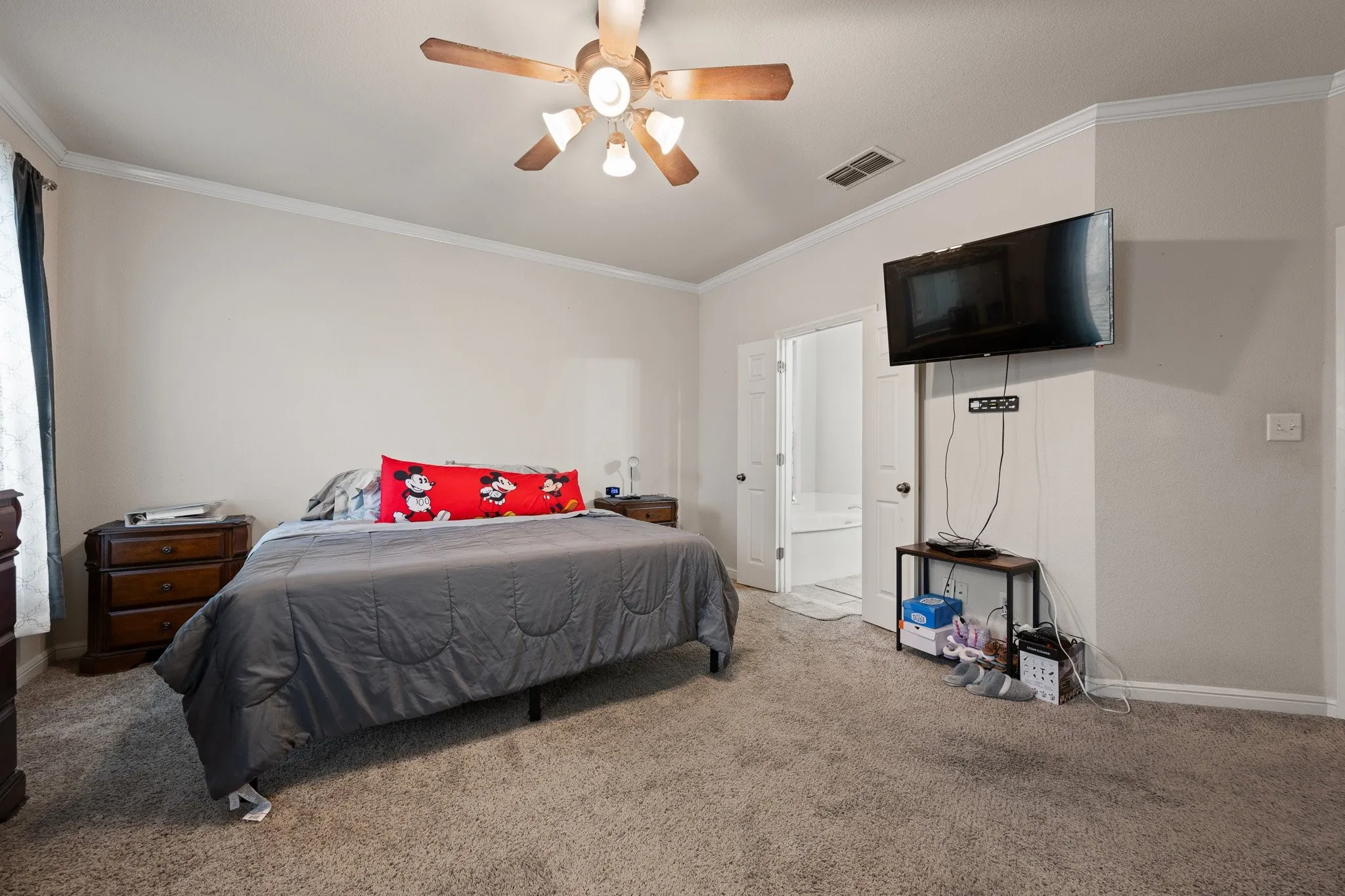 Single Family Residence For Sale in Johnson County , 1617 Spencer Lane, Cleburne, Texas 76033, 3 Bedroom, 3 Bathroom, 2 Garage spaces, 1,848 Sqft, built in 2005, mls#21252402, Real Estate Agent in Cleburne, Homes For Sale in Johnson county, Homes For Sale in Cleburne, Realtor in Cleburne Texas, Real Estate Brokerage Independent Realty Texas, Luminita Cordes Realtor