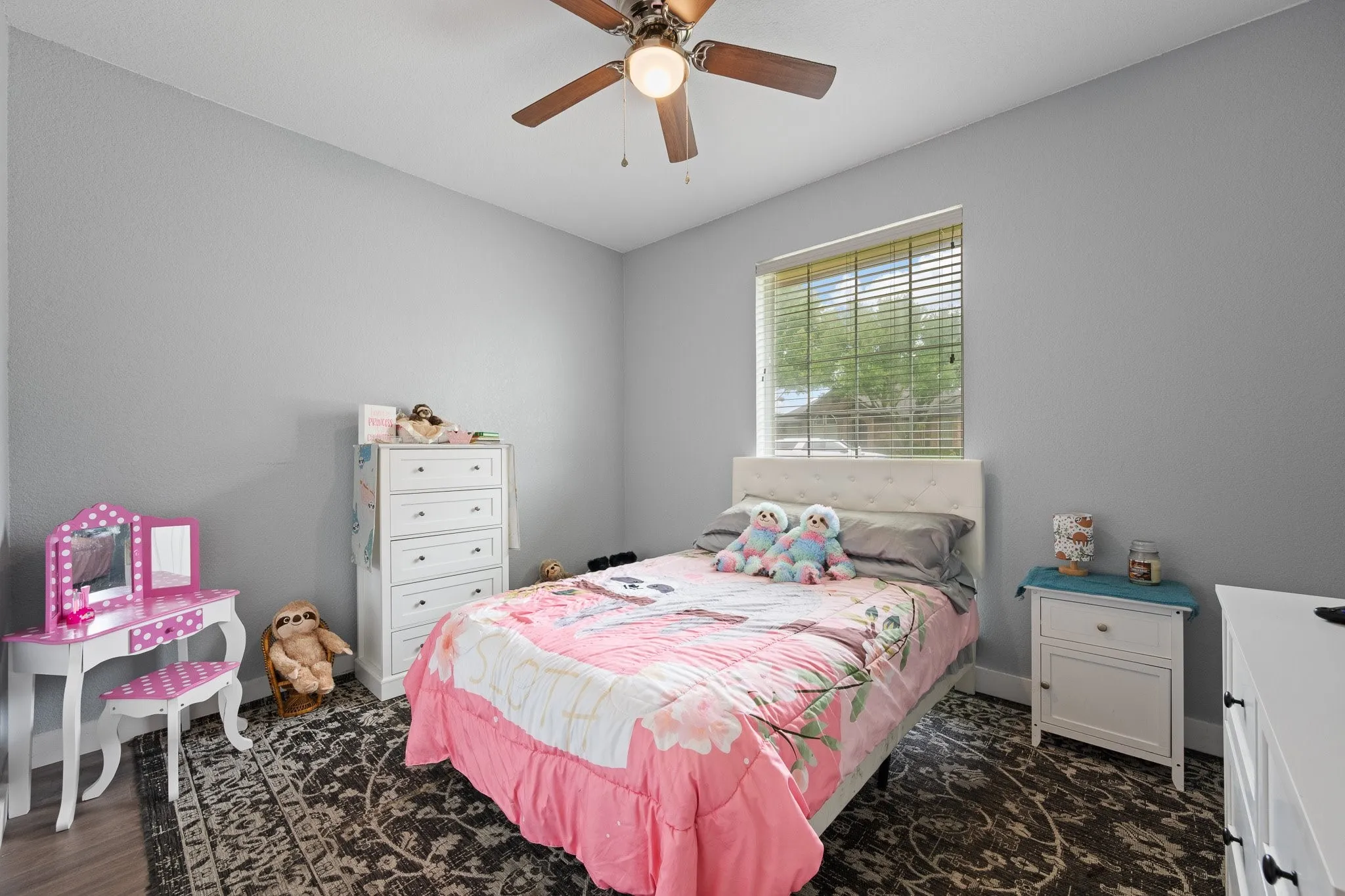 Single Family Residence For Sale in Johnson County , 1617 Spencer Lane, Cleburne, Texas 76033, 3 Bedroom, 3 Bathroom, 2 Garage spaces, 1,848 Sqft, built in 2005, mls#21252402, Real Estate Agent in Cleburne, Homes For Sale in Johnson county, Homes For Sale in Cleburne, Realtor in Cleburne Texas, Real Estate Brokerage Independent Realty Texas, Luminita Cordes Realtor