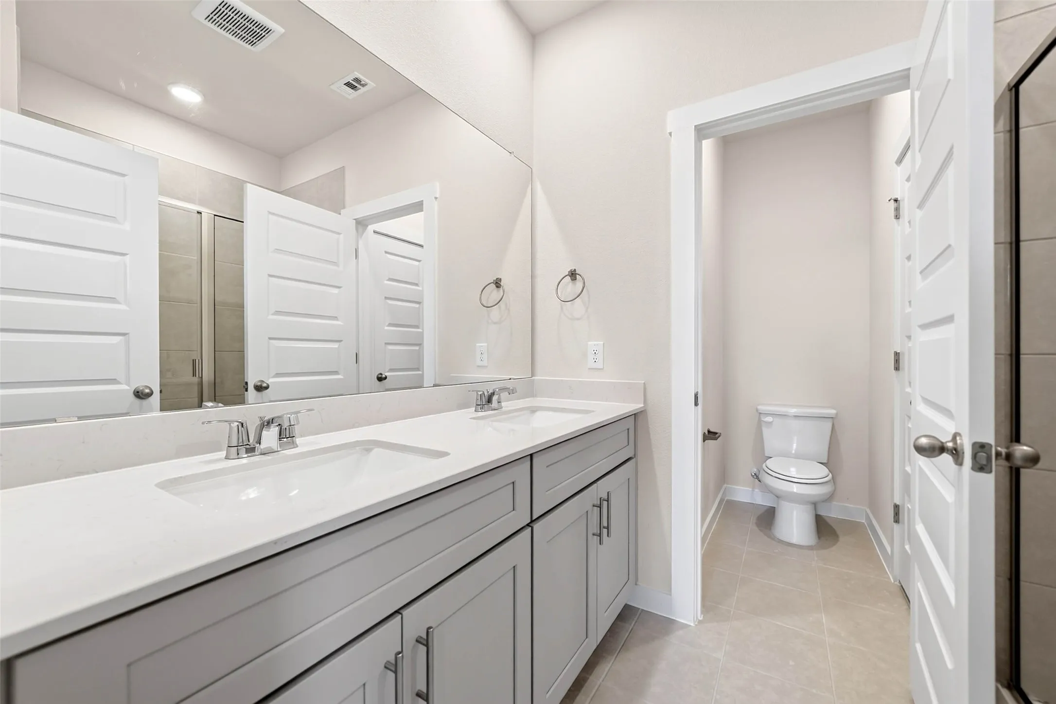 Single Family Residence For Sale in Kaufman County , 3516 Hank Drive, Heartland, Texas 75126, 4 Bedroom, 2 Bathroom, 2 Garage spaces, 1,590 Sqft, built in 2026, New Construction - Incomplete, mls#21255392, Real Estate Agent in Heartland, Homes For Sale in Kaufman county, Homes For Sale in Heartland, Realtor in Heartland Texas, Real Estate Brokerage Independent Realty Texas, Luminita Cordes Realtor
