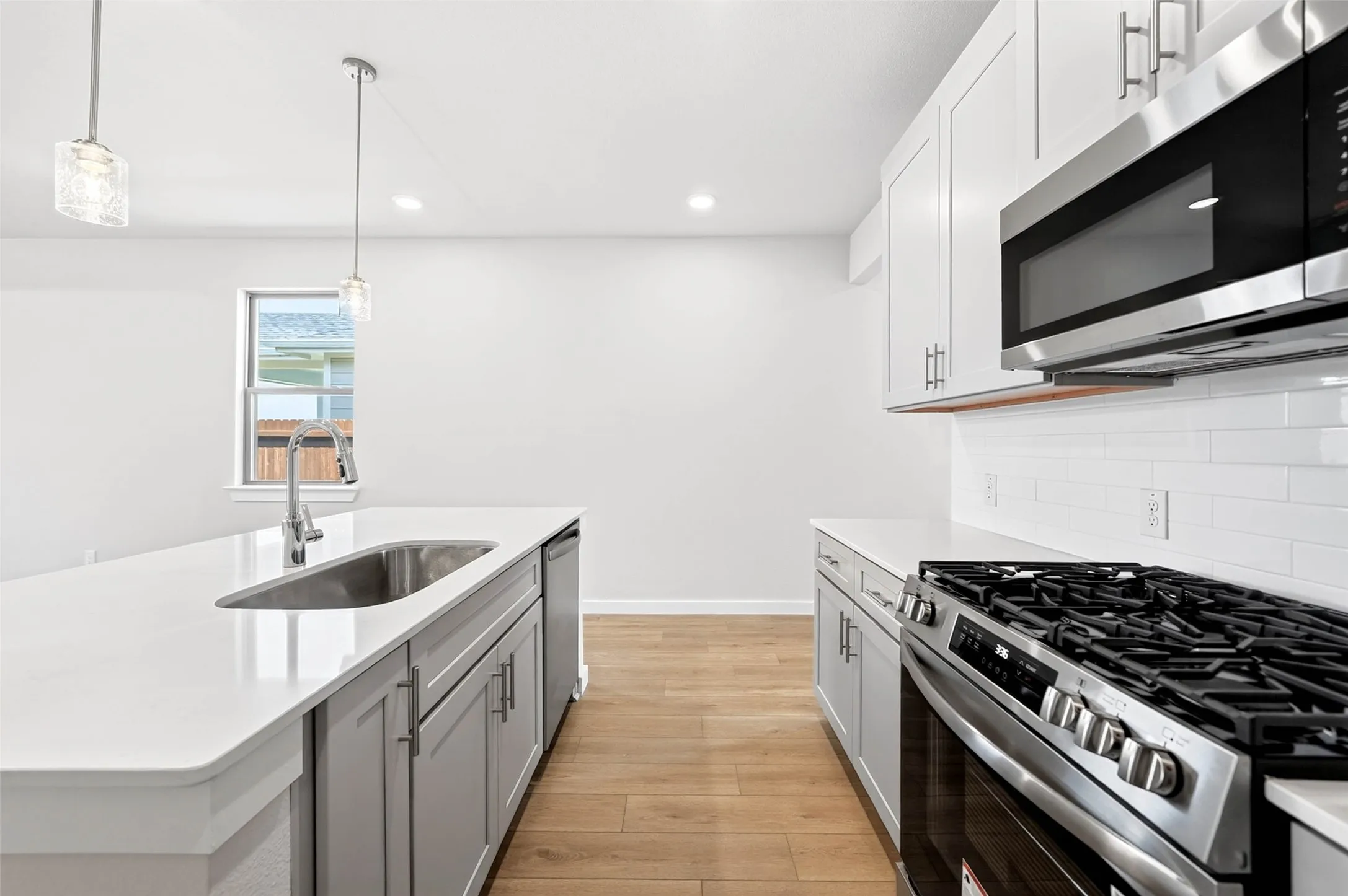 Single Family Residence For Sale in Kaufman County , 3516 Hank Drive, Heartland, Texas 75126, 4 Bedroom, 2 Bathroom, 2 Garage spaces, 1,590 Sqft, built in 2026, New Construction - Incomplete, mls#21255392, Real Estate Agent in Heartland, Homes For Sale in Kaufman county, Homes For Sale in Heartland, Realtor in Heartland Texas, Real Estate Brokerage Independent Realty Texas, Luminita Cordes Realtor