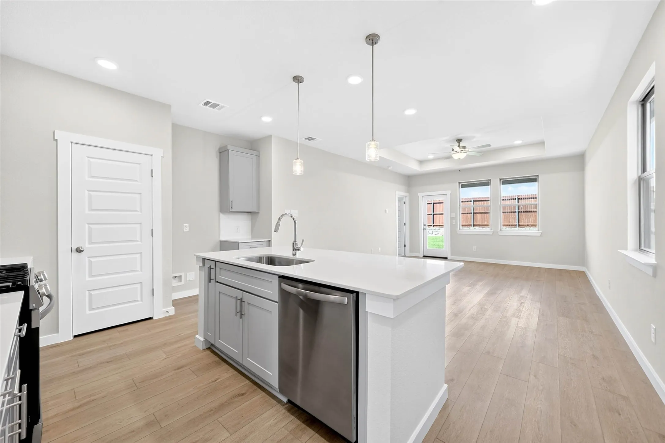 Single Family Residence For Sale in Kaufman County , 3516 Hank Drive, Heartland, Texas 75126, 4 Bedroom, 2 Bathroom, 2 Garage spaces, 1,590 Sqft, built in 2026, New Construction - Incomplete, mls#21255392, Real Estate Agent in Heartland, Homes For Sale in Kaufman county, Homes For Sale in Heartland, Realtor in Heartland Texas, Real Estate Brokerage Independent Realty Texas, Luminita Cordes Realtor