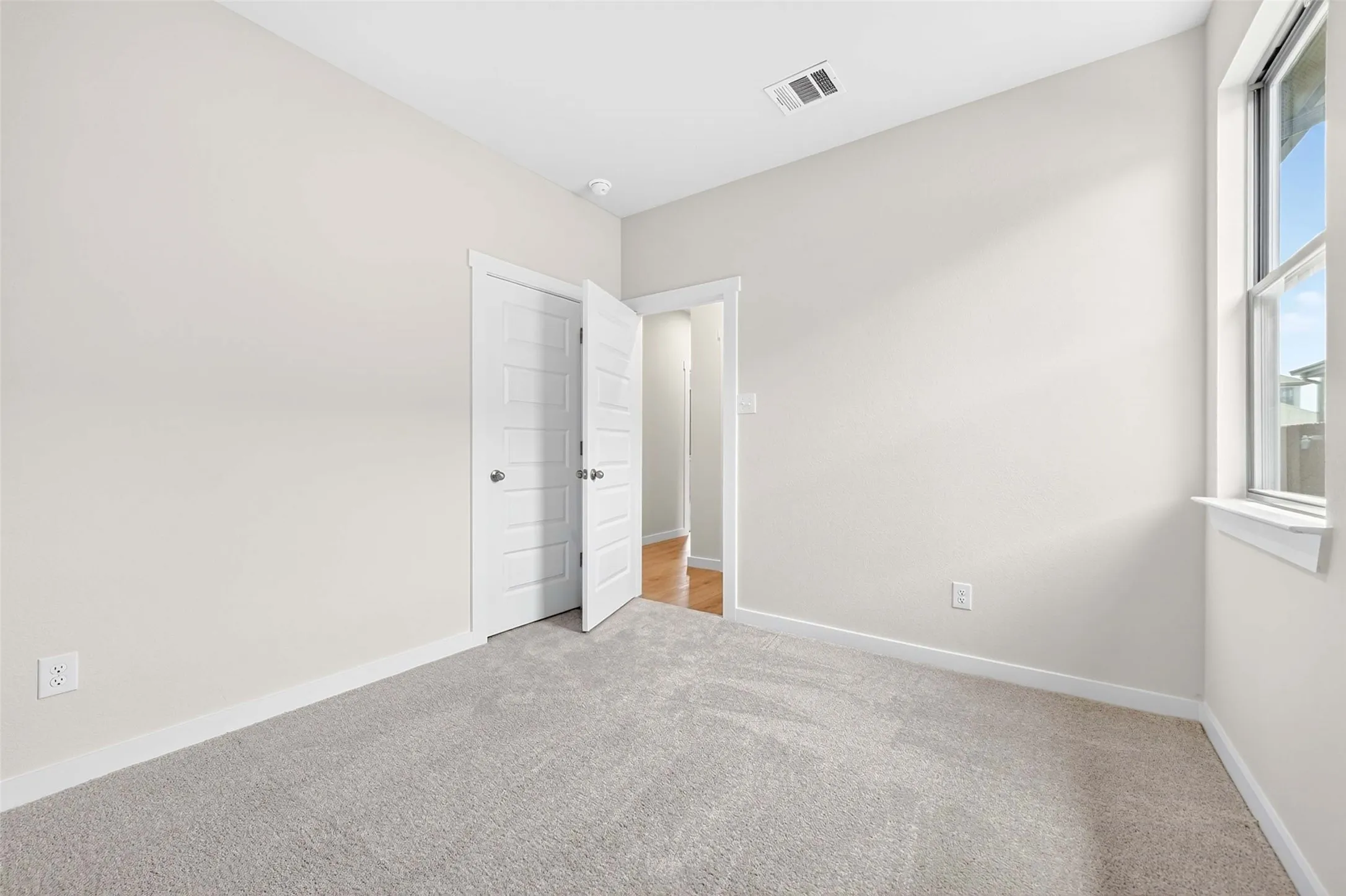 Single Family Residence For Sale in Kaufman County , 3516 Hank Drive, Heartland, Texas 75126, 4 Bedroom, 2 Bathroom, 2 Garage spaces, 1,590 Sqft, built in 2026, New Construction - Incomplete, mls#21255392, Real Estate Agent in Heartland, Homes For Sale in Kaufman county, Homes For Sale in Heartland, Realtor in Heartland Texas, Real Estate Brokerage Independent Realty Texas, Luminita Cordes Realtor