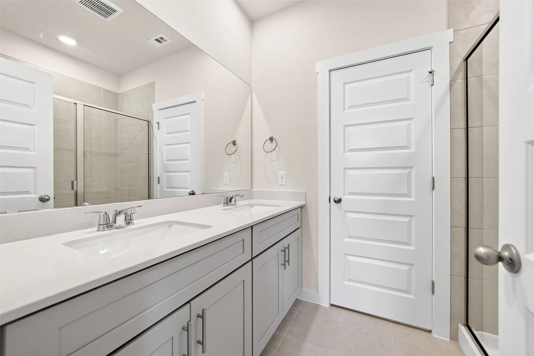 Single Family Residence For Sale in Kaufman County , 3516 Hank Drive, Heartland, Texas 75126, 4 Bedroom, 2 Bathroom, 2 Garage spaces, 1,590 Sqft, built in 2026, New Construction - Incomplete, mls#21255392, Real Estate Agent in Heartland, Homes For Sale in Kaufman county, Homes For Sale in Heartland, Realtor in Heartland Texas, Real Estate Brokerage Independent Realty Texas, Luminita Cordes Realtor