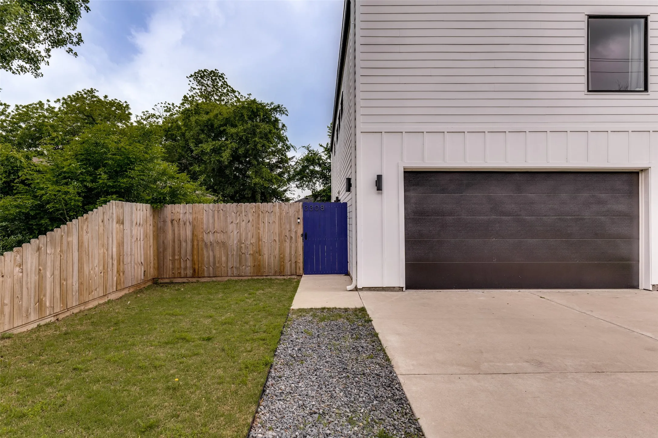 Single Family Residence For Sale in Hunt County , 3308 Houston Street, Greenville, Texas 75401, 4 Bedroom, 3 Bathroom, 2 Garage spaces, 1,970 Sqft, built in 2024, mls#21253461, Real Estate Agent in Greenville, Homes For Sale in Hunt county, Homes For Sale in Greenville, Realtor in Greenville Texas, Real Estate Brokerage Independent Realty Texas, Luminita Cordes Realtor