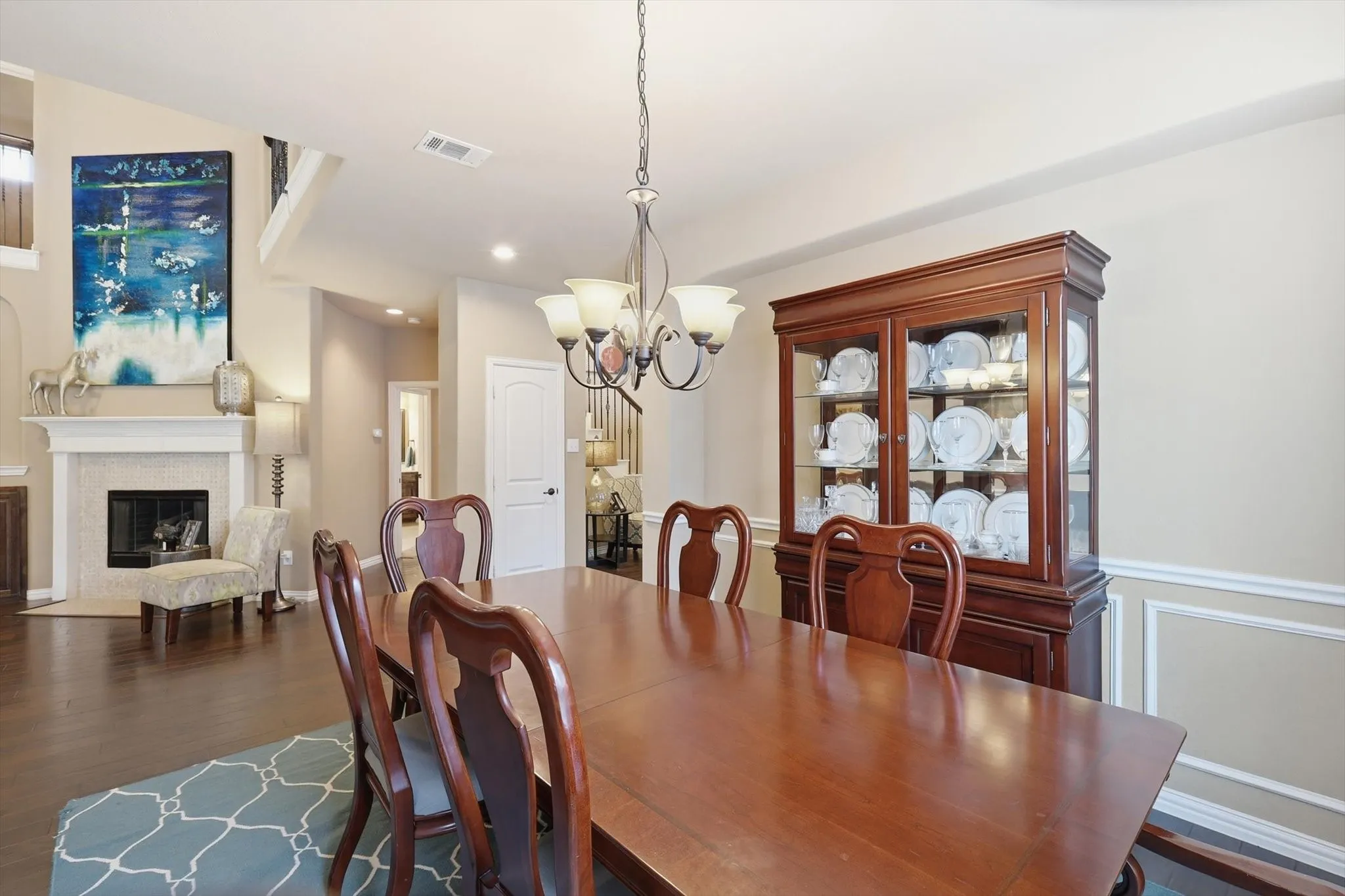 Single Family Residence For Sale in Denton County , 1123 Chestnut Drive, Frisco, Texas 75036, 5 Bedroom, 5 Bathroom, 2 Garage spaces, 3,675 Sqft, built in 2011, Preowned, mls#21252868, Real Estate Agent in Frisco, Homes For Sale in Denton county, Homes For Sale in Frisco, Realtor in Frisco Texas, Real Estate Brokerage Independent Realty Texas, Luminita Cordes Realtor