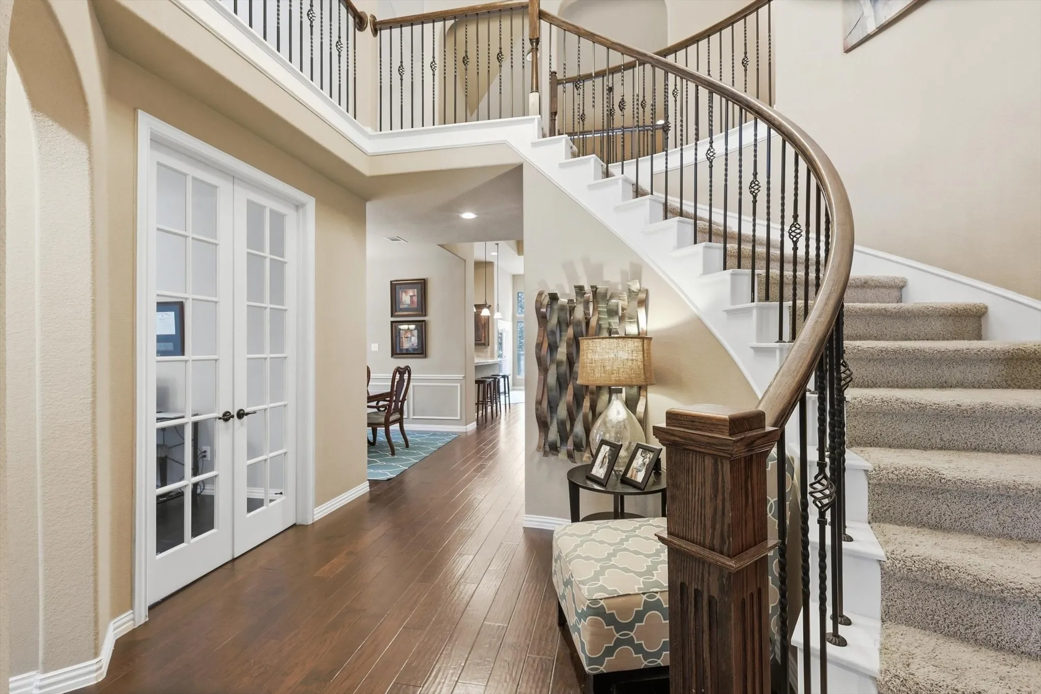 Single Family Residence For Sale in Denton County , 1123 Chestnut Drive, Frisco, Texas 75036, 5 Bedroom, 5 Bathroom, 2 Garage spaces, 3,675 Sqft, built in 2011, Preowned, mls#21252868, Real Estate Agent in Frisco, Homes For Sale in Denton county, Homes For Sale in Frisco, Realtor in Frisco Texas, Real Estate Brokerage Independent Realty Texas, Luminita Cordes Realtor