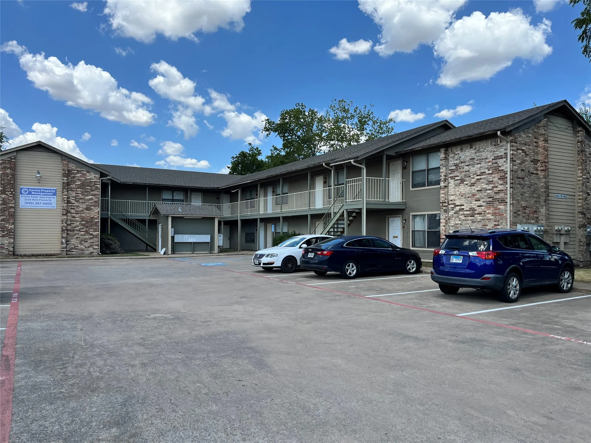Apartment For Rent in Denton County , 2526 W Prairie Street 204, Denton, Texas 76201, 1 Bedroom, 1 Bathroom, Garage spaces, 420 Sqft, built in 1985, Preowned, mls#21255422, Real Estate Agent in Denton, Homes For Rent in Denton county, Homes For Rent in Denton, Realtor in Denton Texas, Real Estate Brokerage Independent Realty Texas, Luminita Cordes Realtor