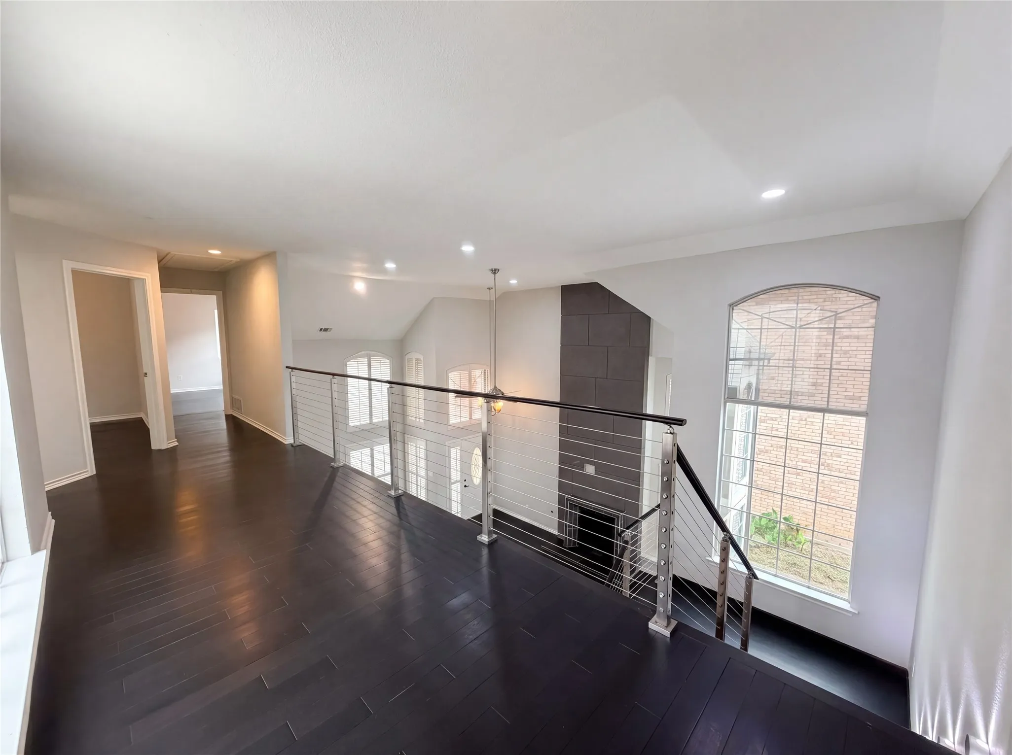 Single Family Residence For Sale in Dallas County , 7707 Windmere Court, Irving, Texas 75063, 3 Bedroom, 3 Bathroom, 2 Garage spaces, 2,031 Sqft, built in 1987, Preowned, mls#21255415, Real Estate Agent in Irving, Homes For Sale in Dallas county, Homes For Sale in Irving, Realtor in Irving Texas, Real Estate Brokerage Independent Realty Texas, Luminita Cordes Realtor