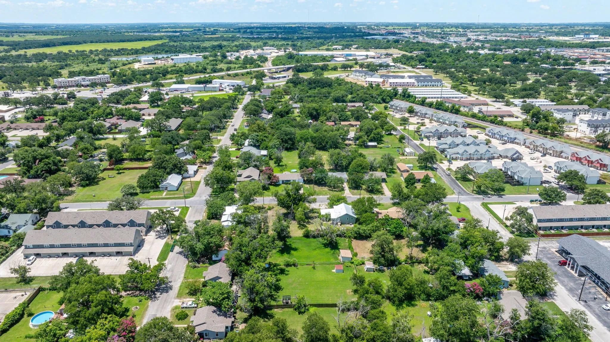 For Sale in Erath County , 1425-1435 Groesbeck Street, Stephenville, Texas 76401, 6 Bedroom, 2 Bathroom, Garage spaces, 2,516 Sqft, built in 1954, Preowned, mls#21253345, Real Estate Agent in Stephenville, Homes For Sale in Erath county, Homes For Sale in Stephenville, Realtor in Stephenville Texas, Real Estate Brokerage Independent Realty Texas, Luminita Cordes Realtor