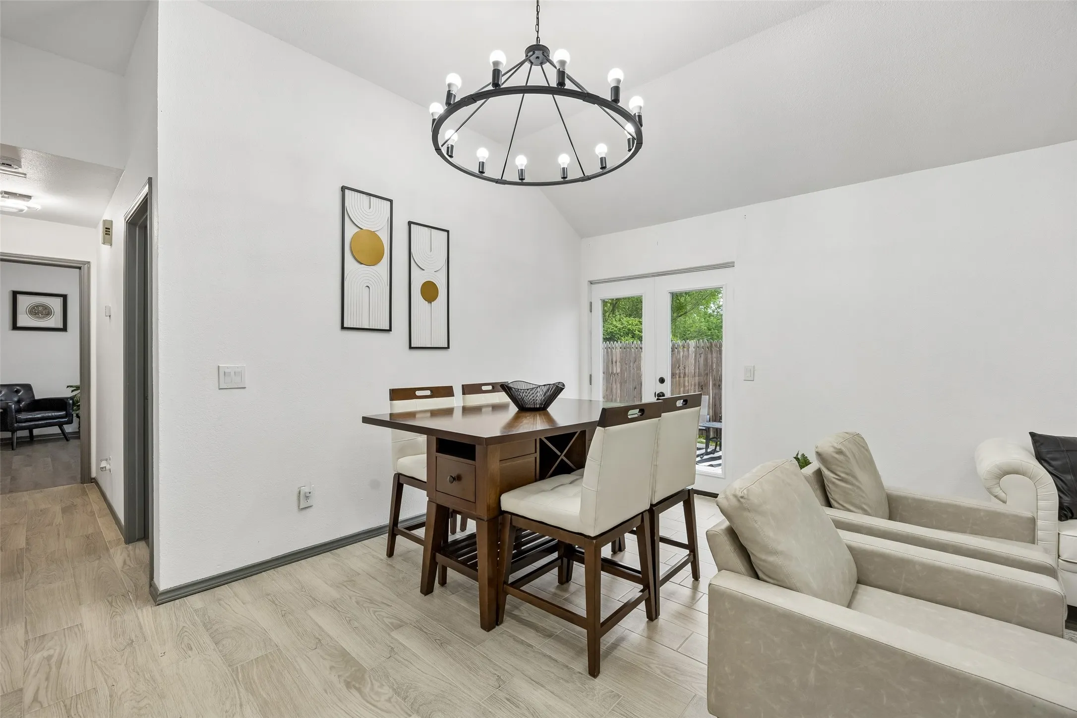 Single Family Residence For Sale in Collin County , 7 Cedar Elm Circle, Allen, Texas 75002, 4 Bedroom, 3 Bathroom, Garage spaces, 1,498 Sqft, built in 1985, Preowned, Price $298,900, mls#21252812, Real Estate Agent in Allen, Homes For Sale in Collin county, Homes For Sale in Allen, Realtor in Allen Texas, Real Estate Brokerage Independent Realty Texas, Luminita Cordes Realtor