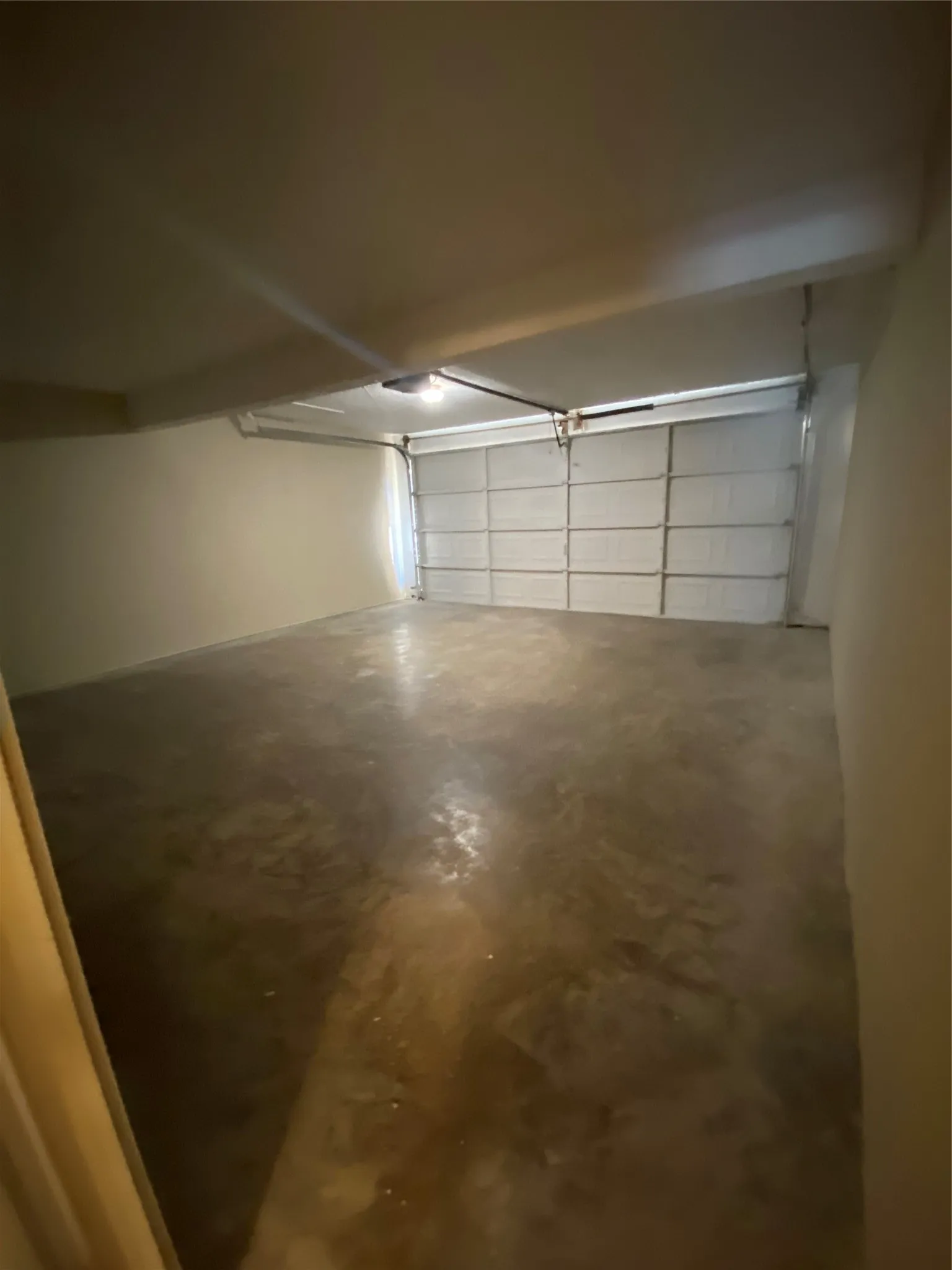 Duplex For Rent in Collin County , 7720 Kings Ridge Road, Frisco, Texas 75035, 3 Bedrooms, 3 Bathrooms, 2 Garage spaces, 1,211 Sqft, built in 1984, Preowned, Price $1,990, mls#21255436, Real Estate Agent in Frisco, Homes For Rent in Collin county, Homes For Rent in Frisco, Realtor in Frisco Texas, Real Estate Brokerage Independent Realty Texas, Luminita Cordes Realtor