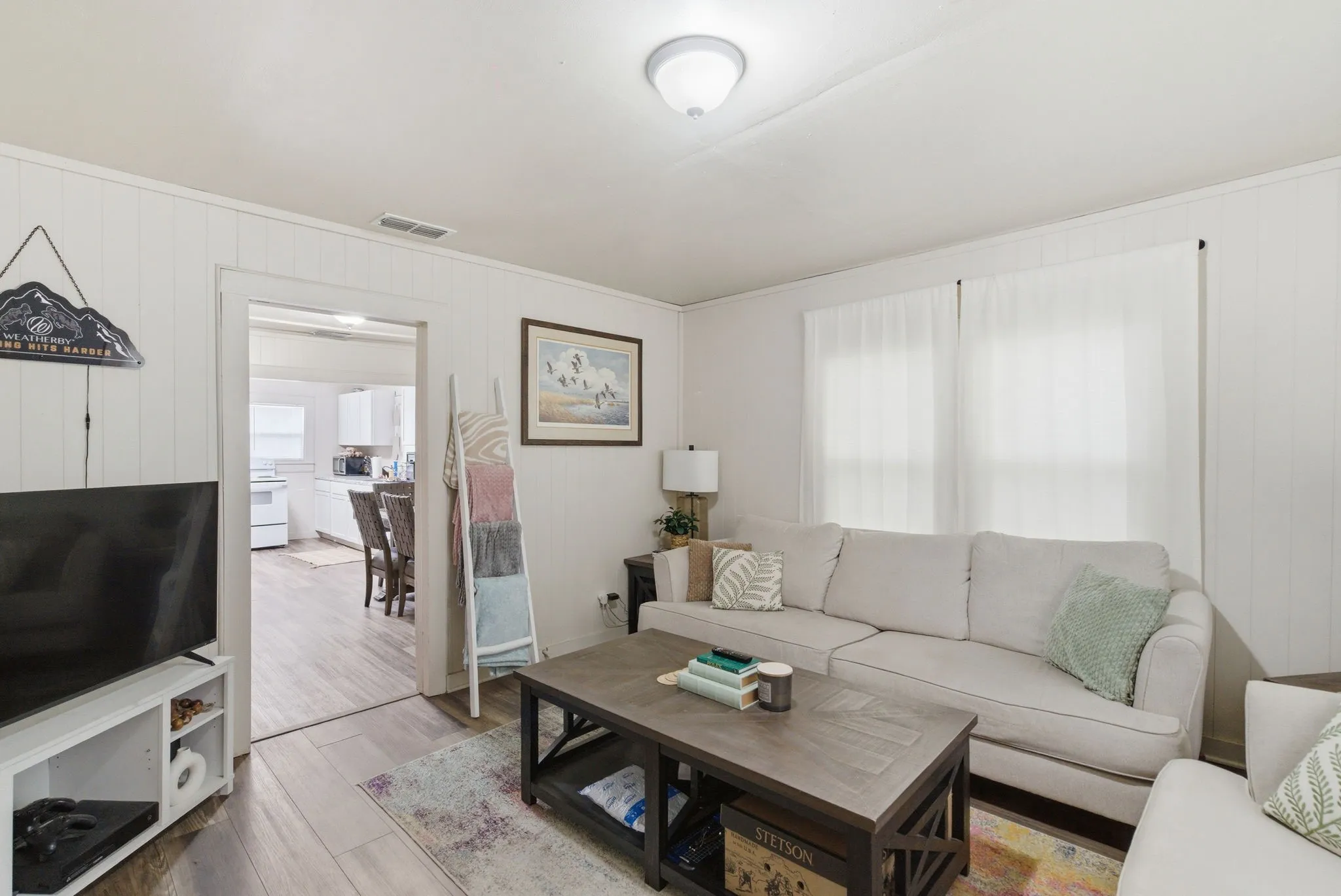 For Sale in Erath County , 632 N Ollie Street, Stephenville, Texas 76401, 2 Bedroom, 1 Bathroom, Garage spaces, 0 Sqft, built in 1947, Preowned, mls#21247901, Real Estate Agent in Stephenville, Homes For Sale in Erath county, Homes For Sale in Stephenville, Realtor in Stephenville Texas, Real Estate Brokerage Independent Realty Texas, Luminita Cordes Realtor