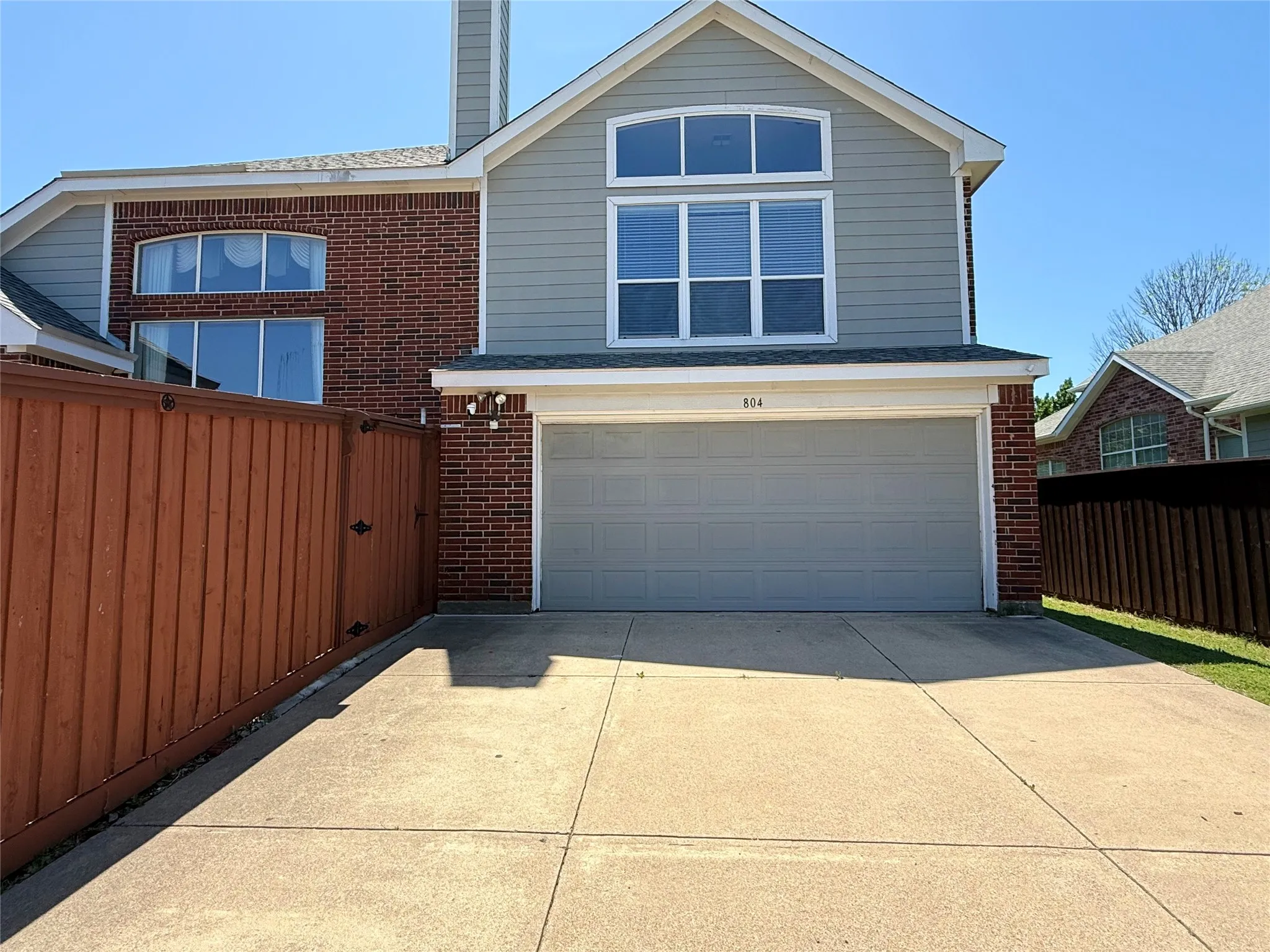 Single Family Residence For Sale in Collin County , 804 Rushmore Drive, Allen, Texas 75002, 4 Bedroom, 3 Bathroom, 2 Garage spaces, 3,552 Sqft, built in 2004, mls#21255458, Real Estate Agent in Allen, Homes For Sale in Collin county, Homes For Sale in Allen, Realtor in Allen Texas, Real Estate Brokerage Independent Realty Texas, Luminita Cordes Realtor