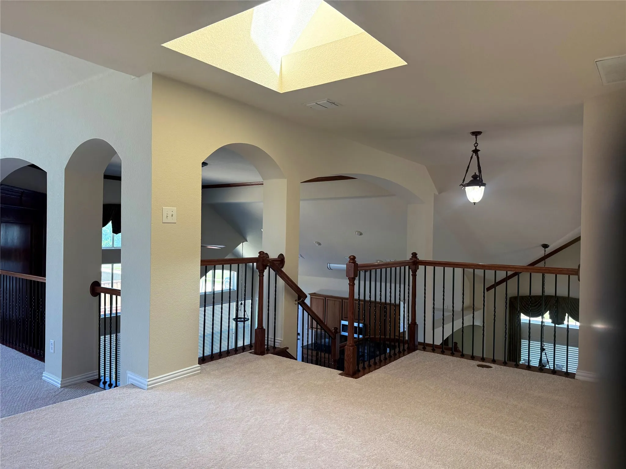 Single Family Residence For Sale in Collin County , 804 Rushmore Drive, Allen, Texas 75002, 4 Bedroom, 3 Bathroom, 2 Garage spaces, 3,552 Sqft, built in 2004, mls#21255458, Real Estate Agent in Allen, Homes For Sale in Collin county, Homes For Sale in Allen, Realtor in Allen Texas, Real Estate Brokerage Independent Realty Texas, Luminita Cordes Realtor