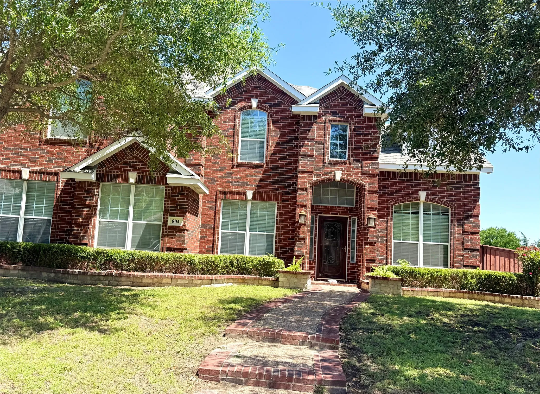 Single Family Residence For Sale in Collin County , 804 Rushmore Drive, Allen, Texas 75002, 4 Bedroom, 3 Bathroom, 2 Garage spaces, 3,552 Sqft, built in 2004, mls#21255458, Real Estate Agent in Allen, Homes For Sale in Collin county, Homes For Sale in Allen, Realtor in Allen Texas, Real Estate Brokerage Independent Realty Texas, Luminita Cordes Realtor