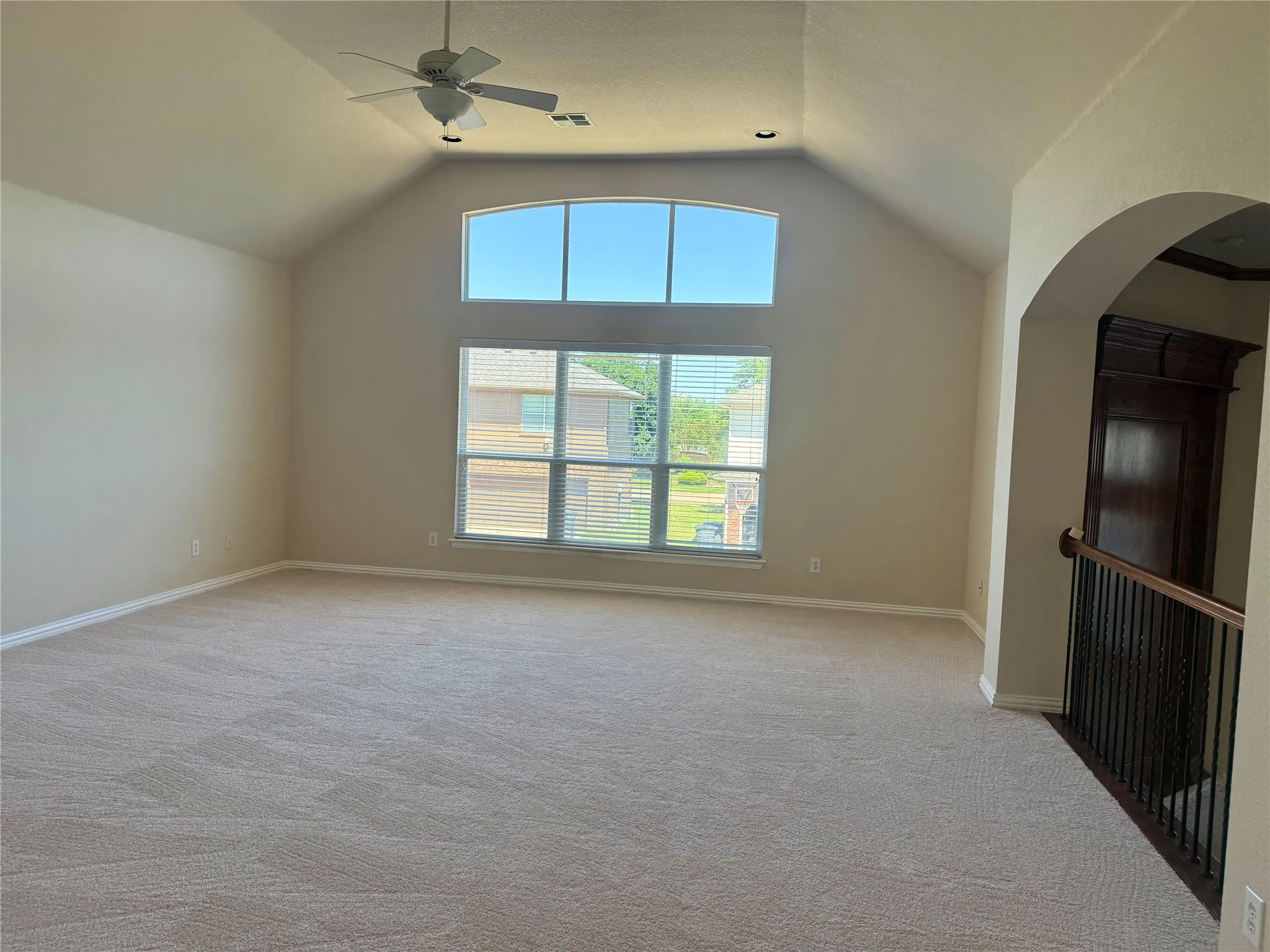 Single Family Residence For Sale in Collin County , 804 Rushmore Drive, Allen, Texas 75002, 4 Bedroom, 3 Bathroom, 2 Garage spaces, 3,552 Sqft, built in 2004, mls#21255458, Real Estate Agent in Allen, Homes For Sale in Collin county, Homes For Sale in Allen, Realtor in Allen Texas, Real Estate Brokerage Independent Realty Texas, Luminita Cordes Realtor