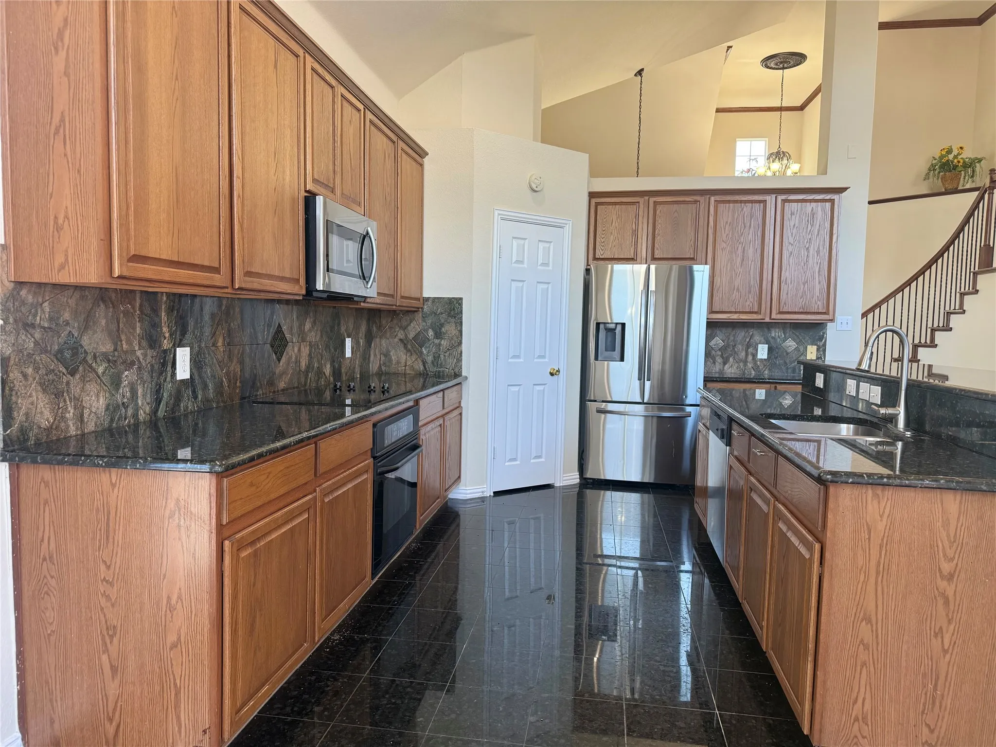 Single Family Residence For Sale in Collin County , 804 Rushmore Drive, Allen, Texas 75002, 4 Bedroom, 3 Bathroom, 2 Garage spaces, 3,552 Sqft, built in 2004, mls#21255458, Real Estate Agent in Allen, Homes For Sale in Collin county, Homes For Sale in Allen, Realtor in Allen Texas, Real Estate Brokerage Independent Realty Texas, Luminita Cordes Realtor
