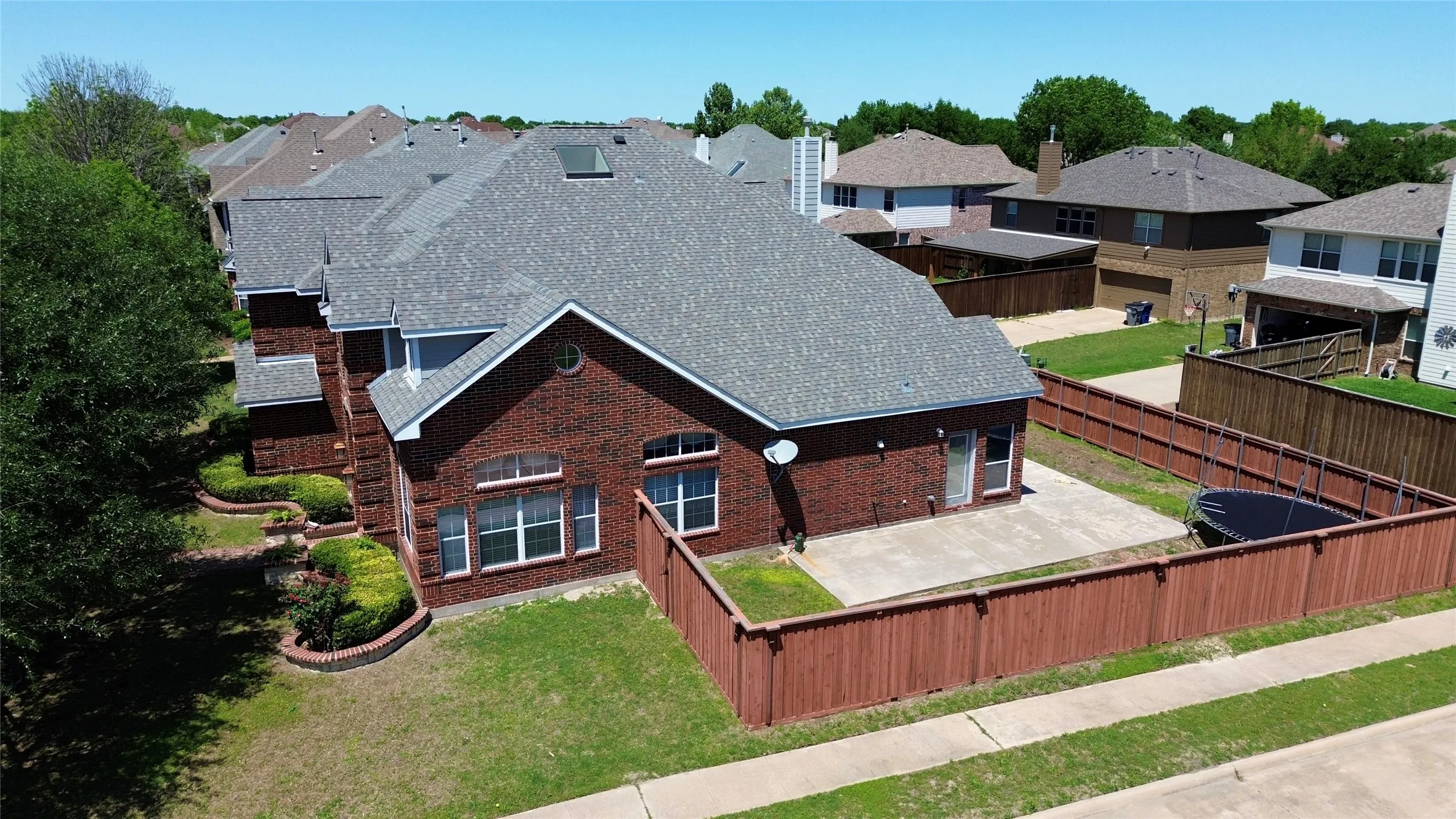 Single Family Residence For Sale in Collin County , 804 Rushmore Drive, Allen, Texas 75002, 4 Bedroom, 3 Bathroom, 2 Garage spaces, 3,552 Sqft, built in 2004, mls#21255458, Real Estate Agent in Allen, Homes For Sale in Collin county, Homes For Sale in Allen, Realtor in Allen Texas, Real Estate Brokerage Independent Realty Texas, Luminita Cordes Realtor