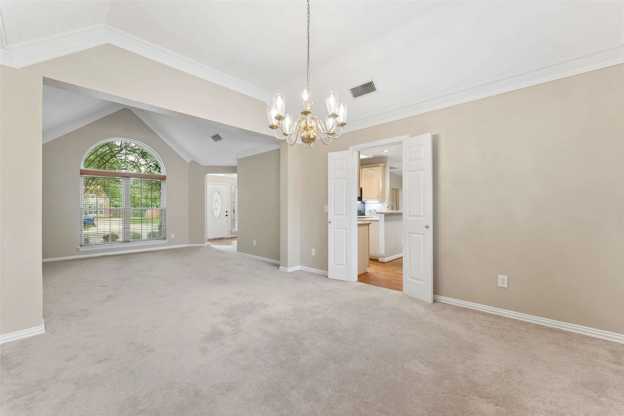 Single Family Residence For Sale in Collin County , 1108 Wedge Hill Road, Mc Kinney, Texas 75072, 4 Bedroom, 3 Bathroom, 2 Garage spaces, 3,002 Sqft, built in 1993, Preowned, mls#21254934, Real Estate Agent in Mc Kinney, Homes For Sale in Collin county, Homes For Sale in Mc Kinney, Realtor in Mc Kinney Texas, Real Estate Brokerage Independent Realty Texas, Luminita Cordes Realtor