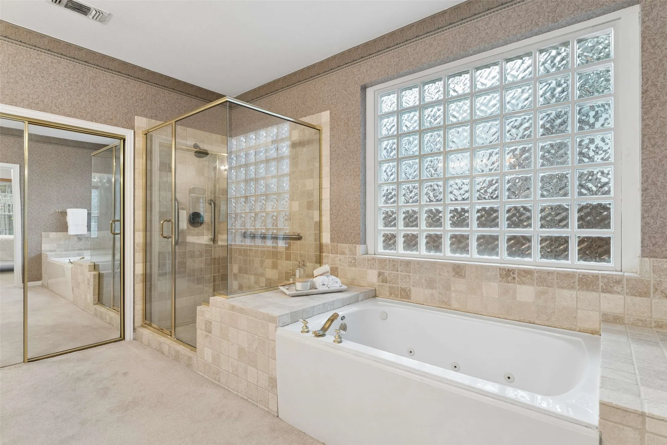 Single Family Residence For Sale in Collin County , 1108 Wedge Hill Road, Mc Kinney, Texas 75072, 4 Bedroom, 3 Bathroom, 2 Garage spaces, 3,002 Sqft, built in 1993, Preowned, mls#21254934, Real Estate Agent in Mc Kinney, Homes For Sale in Collin county, Homes For Sale in Mc Kinney, Realtor in Mc Kinney Texas, Real Estate Brokerage Independent Realty Texas, Luminita Cordes Realtor