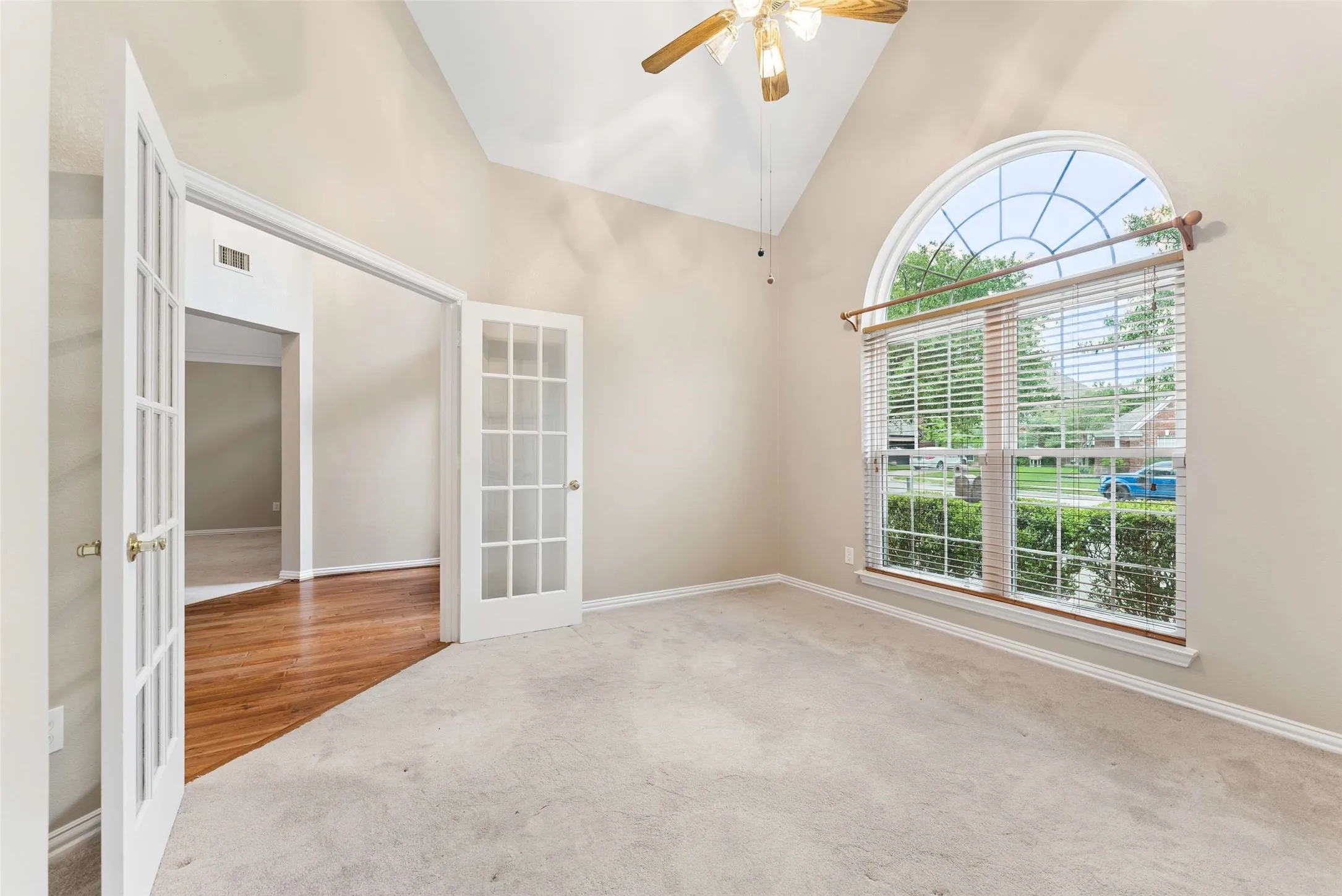 Single Family Residence For Sale in Collin County , 1108 Wedge Hill Road, Mc Kinney, Texas 75072, 4 Bedroom, 3 Bathroom, 2 Garage spaces, 3,002 Sqft, built in 1993, Preowned, mls#21254934, Real Estate Agent in Mc Kinney, Homes For Sale in Collin county, Homes For Sale in Mc Kinney, Realtor in Mc Kinney Texas, Real Estate Brokerage Independent Realty Texas, Luminita Cordes Realtor