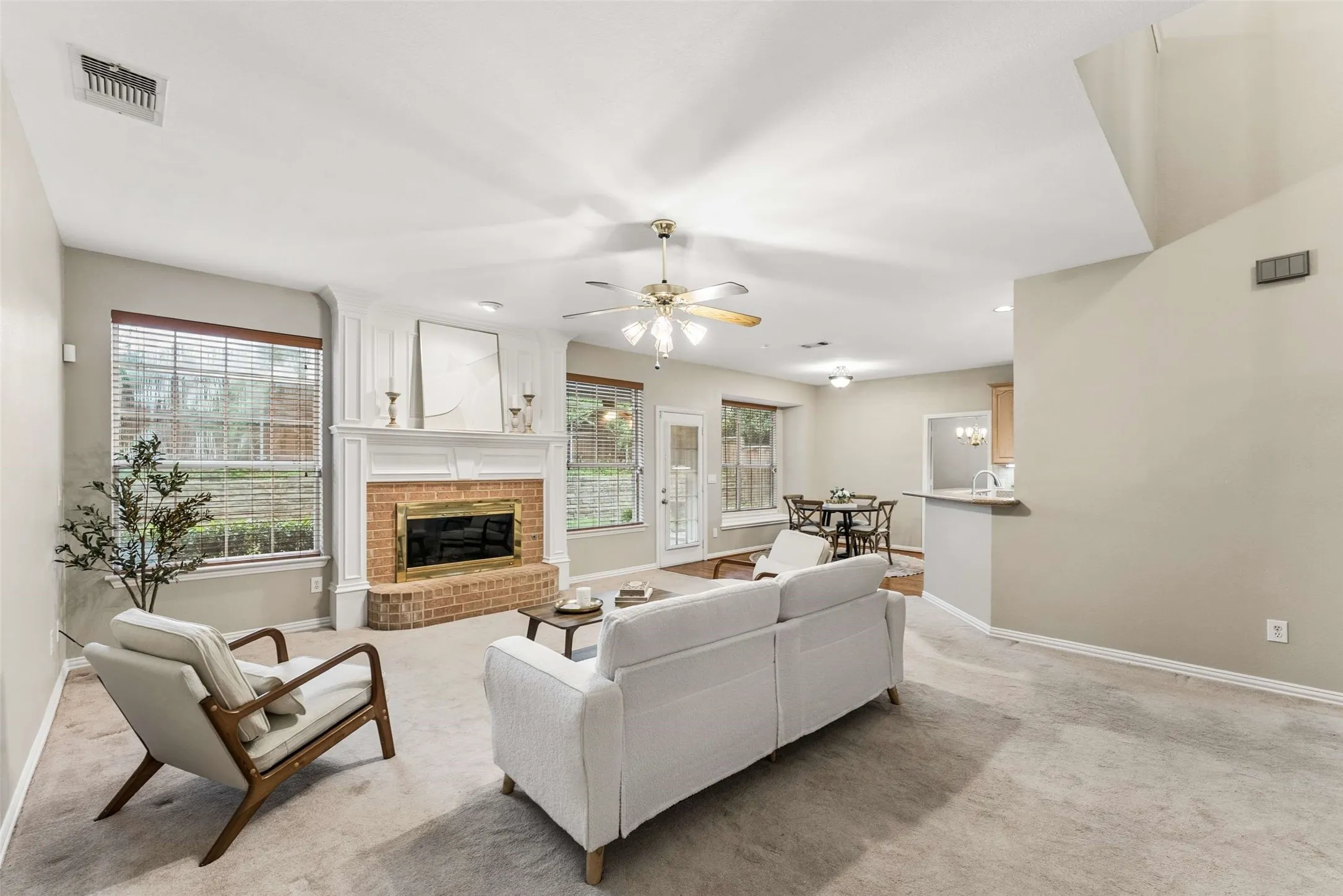 Single Family Residence For Sale in Collin County , 1108 Wedge Hill Road, Mc Kinney, Texas 75072, 4 Bedroom, 3 Bathroom, 2 Garage spaces, 3,002 Sqft, built in 1993, Preowned, mls#21254934, Real Estate Agent in Mc Kinney, Homes For Sale in Collin county, Homes For Sale in Mc Kinney, Realtor in Mc Kinney Texas, Real Estate Brokerage Independent Realty Texas, Luminita Cordes Realtor