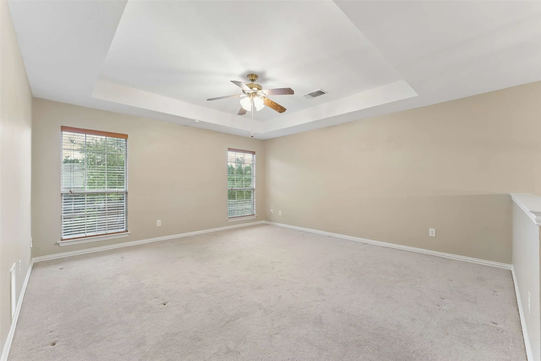 Single Family Residence For Sale in Collin County , 1108 Wedge Hill Road, Mc Kinney, Texas 75072, 4 Bedroom, 3 Bathroom, 2 Garage spaces, 3,002 Sqft, built in 1993, Preowned, mls#21254934, Real Estate Agent in Mc Kinney, Homes For Sale in Collin county, Homes For Sale in Mc Kinney, Realtor in Mc Kinney Texas, Real Estate Brokerage Independent Realty Texas, Luminita Cordes Realtor