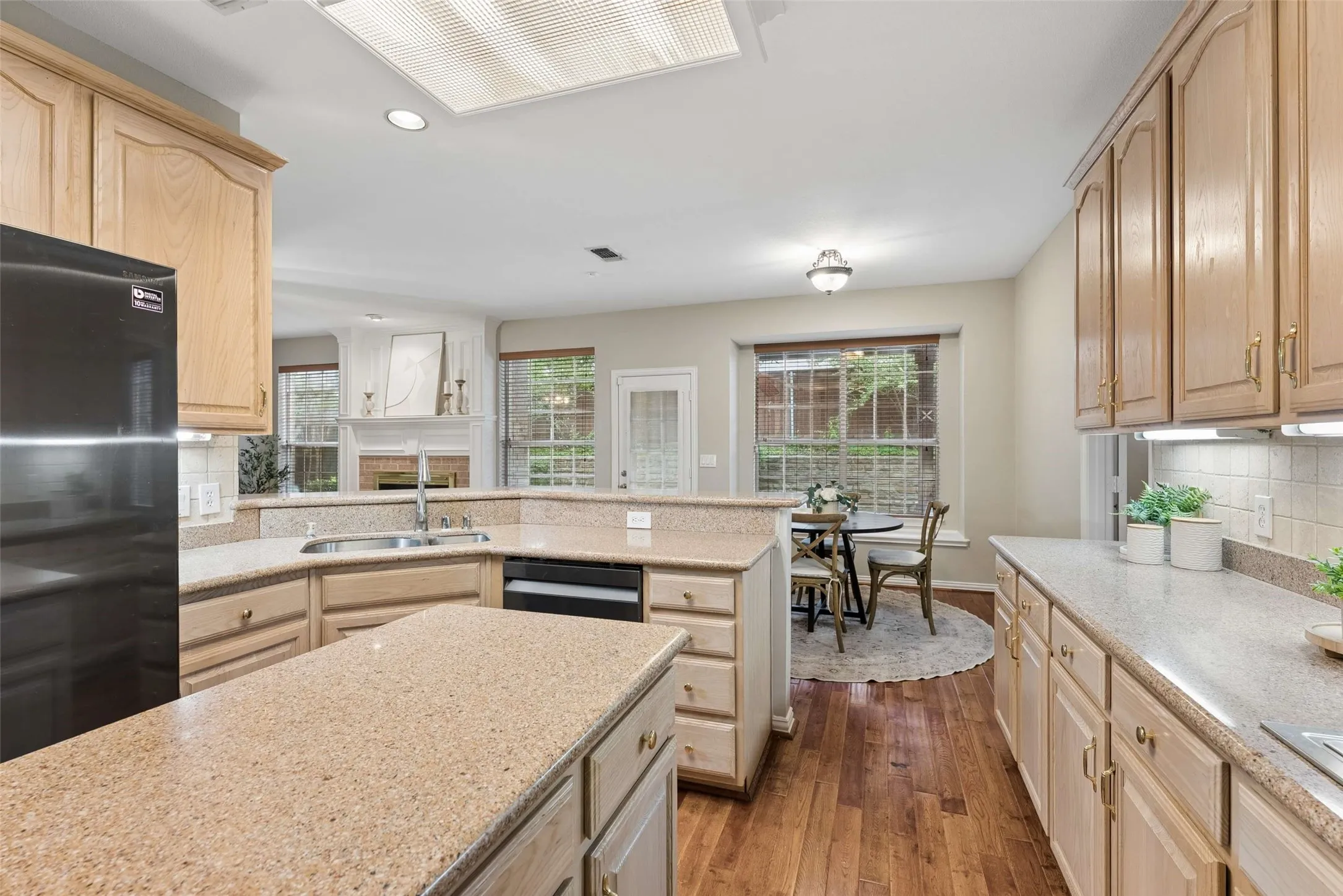 Single Family Residence For Sale in Collin County , 1108 Wedge Hill Road, Mc Kinney, Texas 75072, 4 Bedroom, 3 Bathroom, 2 Garage spaces, 3,002 Sqft, built in 1993, Preowned, mls#21254934, Real Estate Agent in Mc Kinney, Homes For Sale in Collin county, Homes For Sale in Mc Kinney, Realtor in Mc Kinney Texas, Real Estate Brokerage Independent Realty Texas, Luminita Cordes Realtor