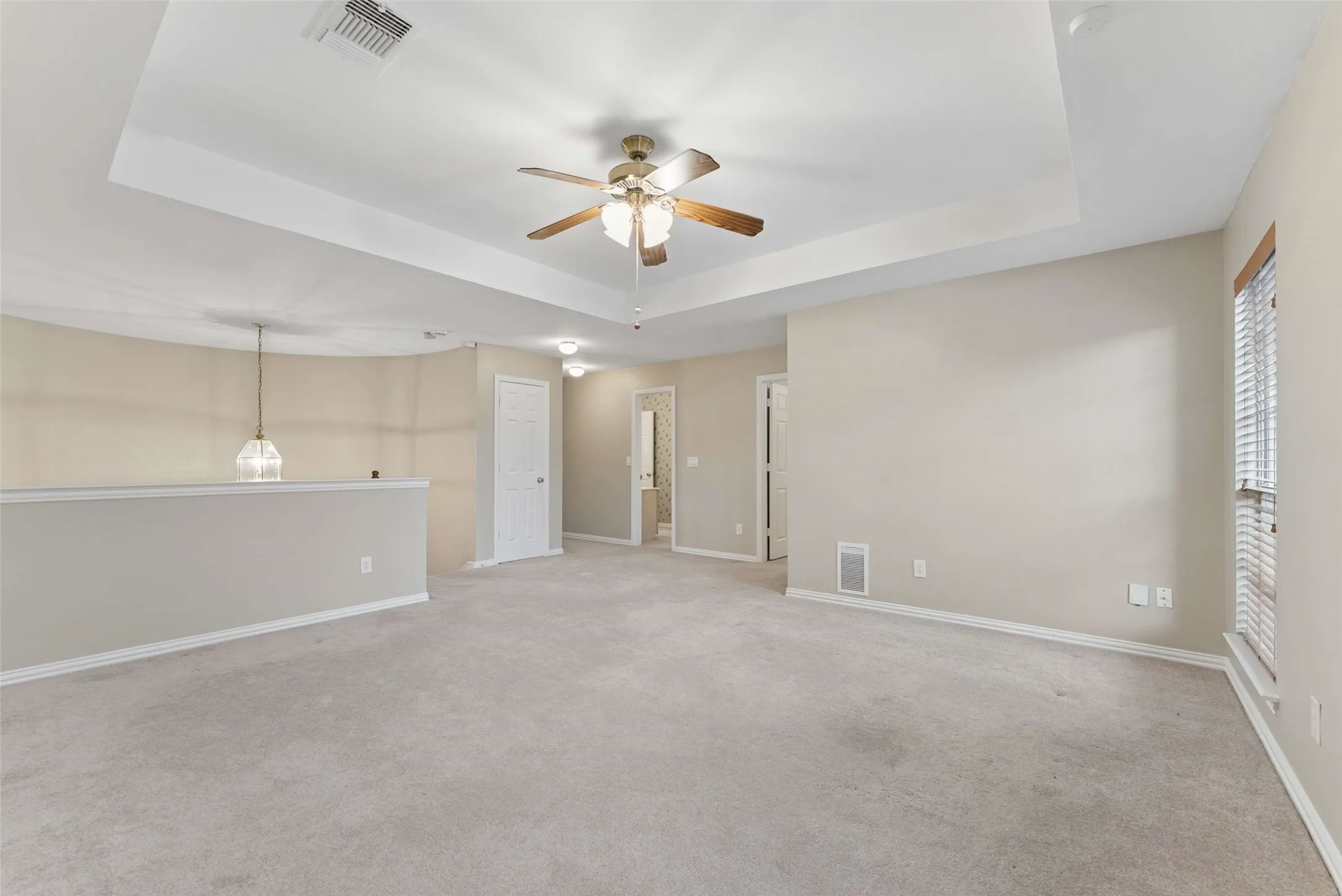 Single Family Residence For Sale in Collin County , 1108 Wedge Hill Road, Mc Kinney, Texas 75072, 4 Bedroom, 3 Bathroom, 2 Garage spaces, 3,002 Sqft, built in 1993, Preowned, mls#21254934, Real Estate Agent in Mc Kinney, Homes For Sale in Collin county, Homes For Sale in Mc Kinney, Realtor in Mc Kinney Texas, Real Estate Brokerage Independent Realty Texas, Luminita Cordes Realtor