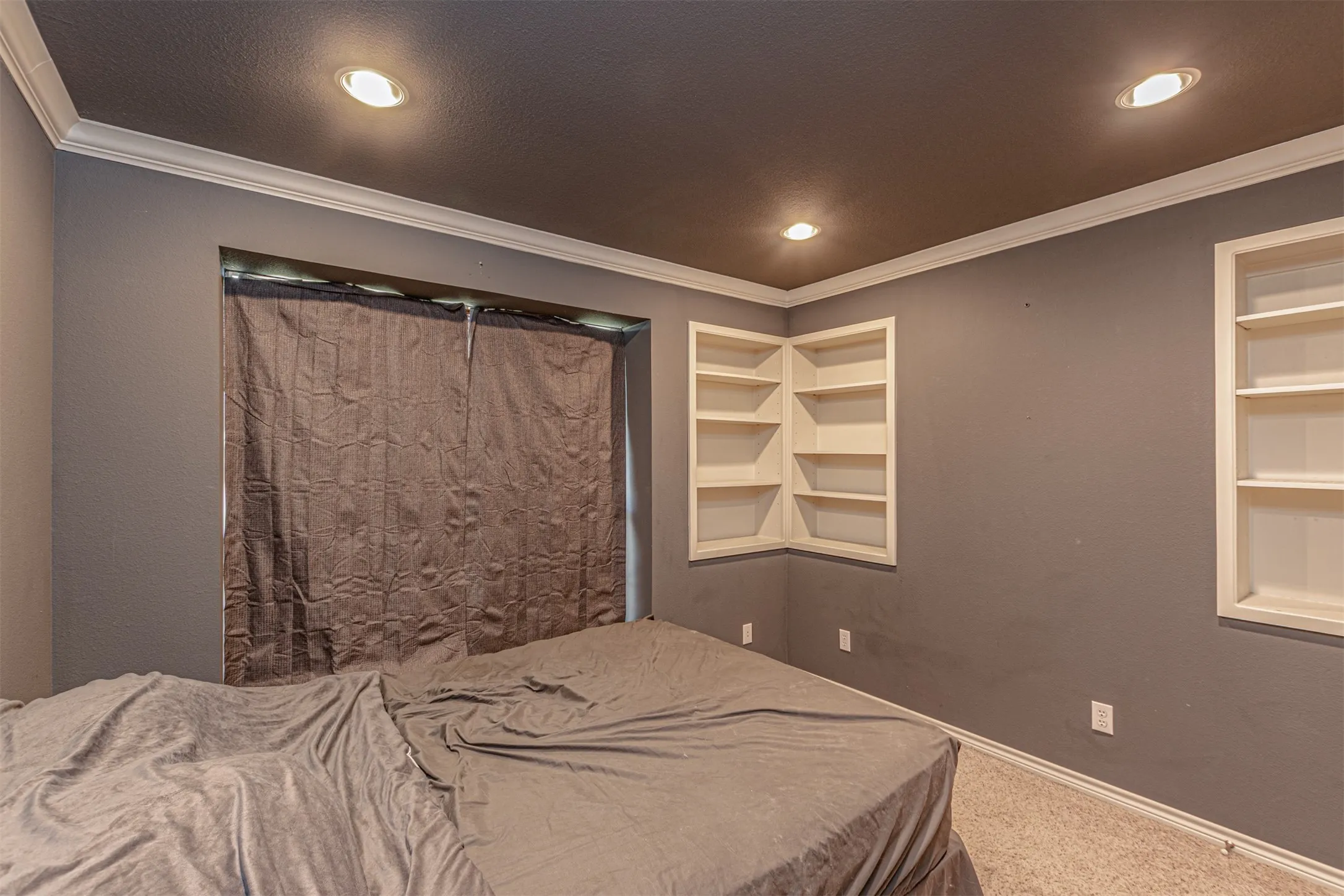 Single Family Residence For Sale in Rains County , 129 Rs County Road 2222, Emory, Texas 75440, 4 Bedroom, 3 Bathroom, 11 Garage spaces, 6,808 Sqft, built in 2003, Preowned, Price $749,999, mls#21247121, Real Estate Agent in Emory, Homes For Sale in Rains county, Homes For Sale in Emory, Realtor in Emory Texas, Real Estate Brokerage Independent Realty Texas, Luminita Cordes Realtor