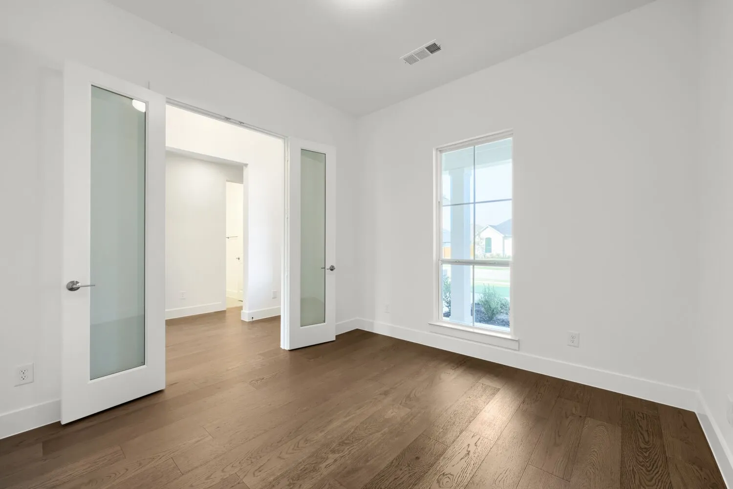 Single Family Residence For Sale in Johnson County , 1805 Running Iron Trail, Mansfield, Texas 76063, 4 Bedroom, 3 Bathroom, 2 Garage spaces, 2,683 Sqft, built in 2026, New Construction - Complete, mls#21255543, Real Estate Agent in Mansfield, Homes For Sale in Johnson county, Homes For Sale in Mansfield, Realtor in Mansfield Texas, Real Estate Brokerage Independent Realty Texas, Luminita Cordes Realtor