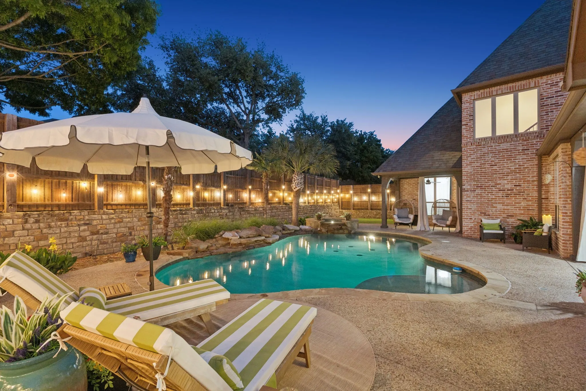 Single Family Residence For Sale in Collin County , 5880 Shady Oaks Drive, Frisco, Texas 75034, 5 Bedroom, 6 Bathroom, 3 Garage spaces, 5,545 Sqft, built in 2003, Preowned, mls#21253283, Real Estate Agent in Frisco, Homes For Sale in Collin county, Homes For Sale in Frisco, Realtor in Frisco Texas, Real Estate Brokerage Independent Realty Texas, Luminita Cordes Realtor