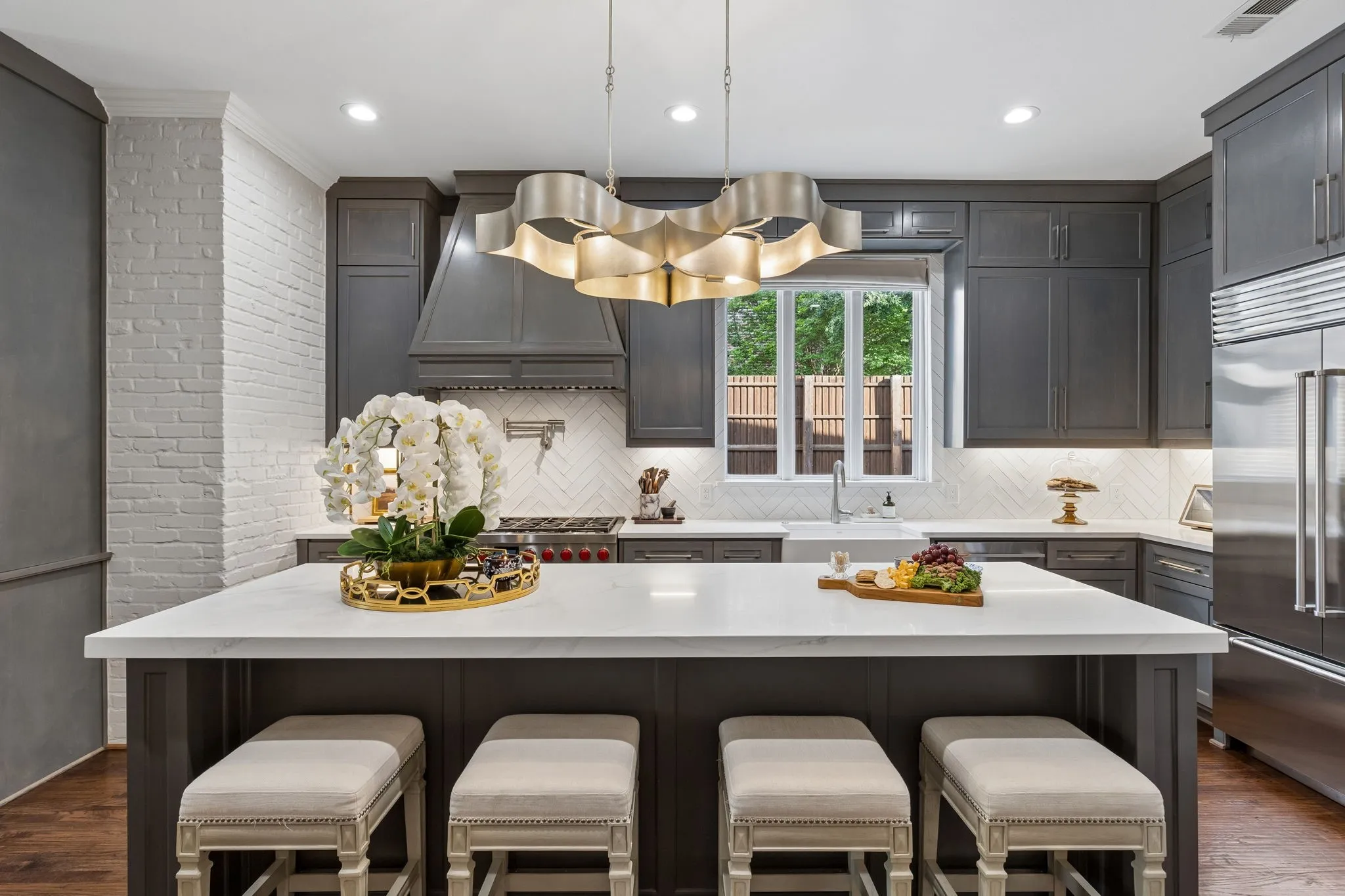 Single Family Residence For Sale in Collin County , 5880 Shady Oaks Drive, Frisco, Texas 75034, 5 Bedroom, 6 Bathroom, 3 Garage spaces, 5,545 Sqft, built in 2003, Preowned, mls#21253283, Real Estate Agent in Frisco, Homes For Sale in Collin county, Homes For Sale in Frisco, Realtor in Frisco Texas, Real Estate Brokerage Independent Realty Texas, Luminita Cordes Realtor