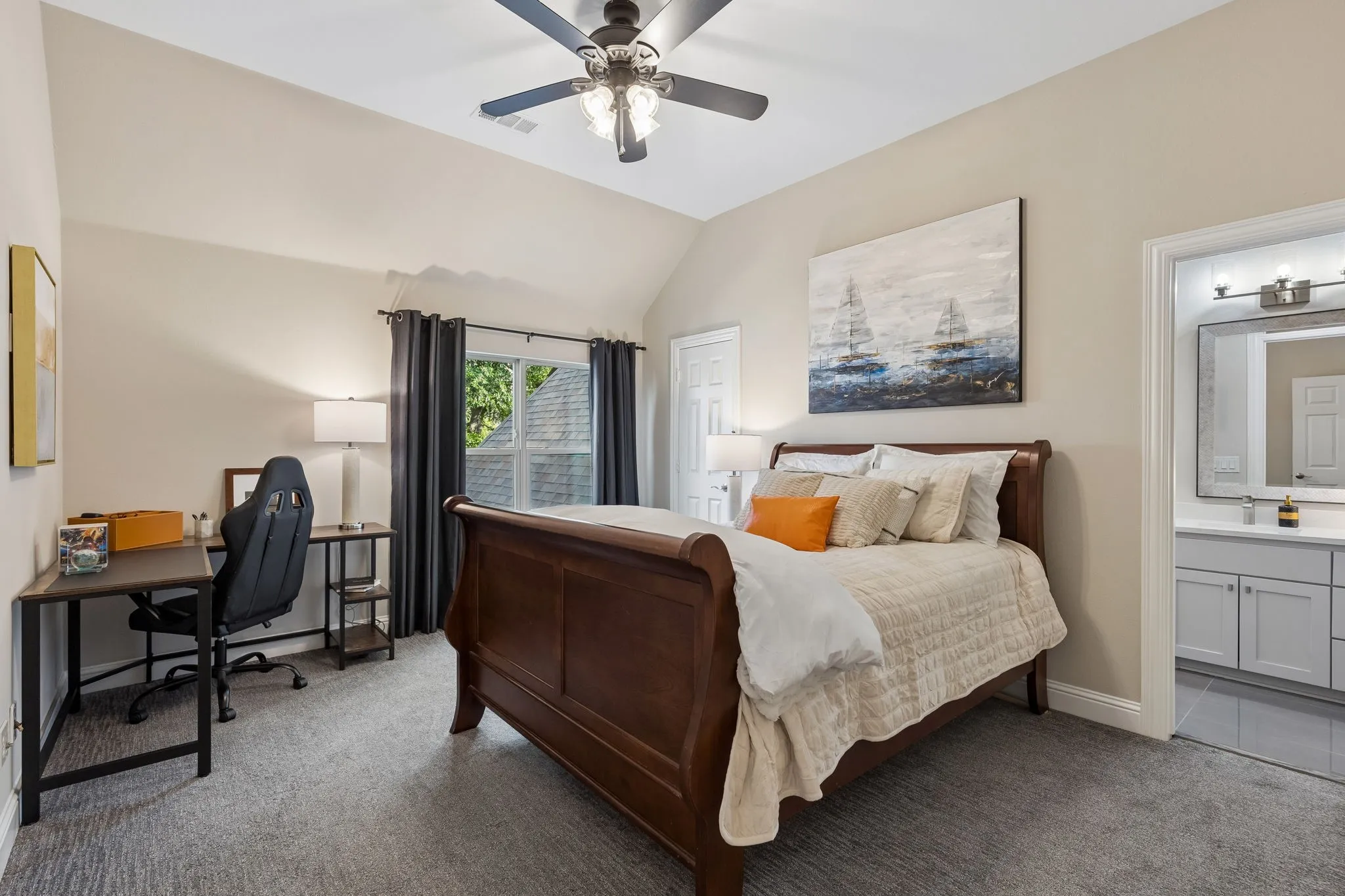 Single Family Residence For Sale in Collin County , 5880 Shady Oaks Drive, Frisco, Texas 75034, 5 Bedroom, 6 Bathroom, 3 Garage spaces, 5,545 Sqft, built in 2003, Preowned, mls#21253283, Real Estate Agent in Frisco, Homes For Sale in Collin county, Homes For Sale in Frisco, Realtor in Frisco Texas, Real Estate Brokerage Independent Realty Texas, Luminita Cordes Realtor