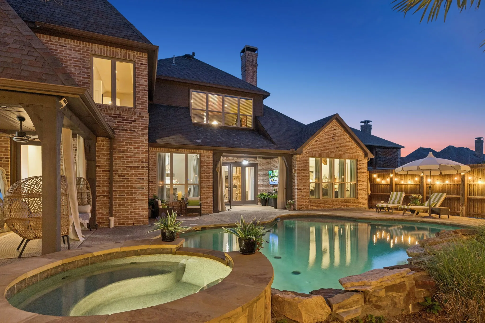 Single Family Residence For Sale in Collin County , 5880 Shady Oaks Drive, Frisco, Texas 75034, 5 Bedroom, 6 Bathroom, 3 Garage spaces, 5,545 Sqft, built in 2003, Preowned, mls#21253283, Real Estate Agent in Frisco, Homes For Sale in Collin county, Homes For Sale in Frisco, Realtor in Frisco Texas, Real Estate Brokerage Independent Realty Texas, Luminita Cordes Realtor