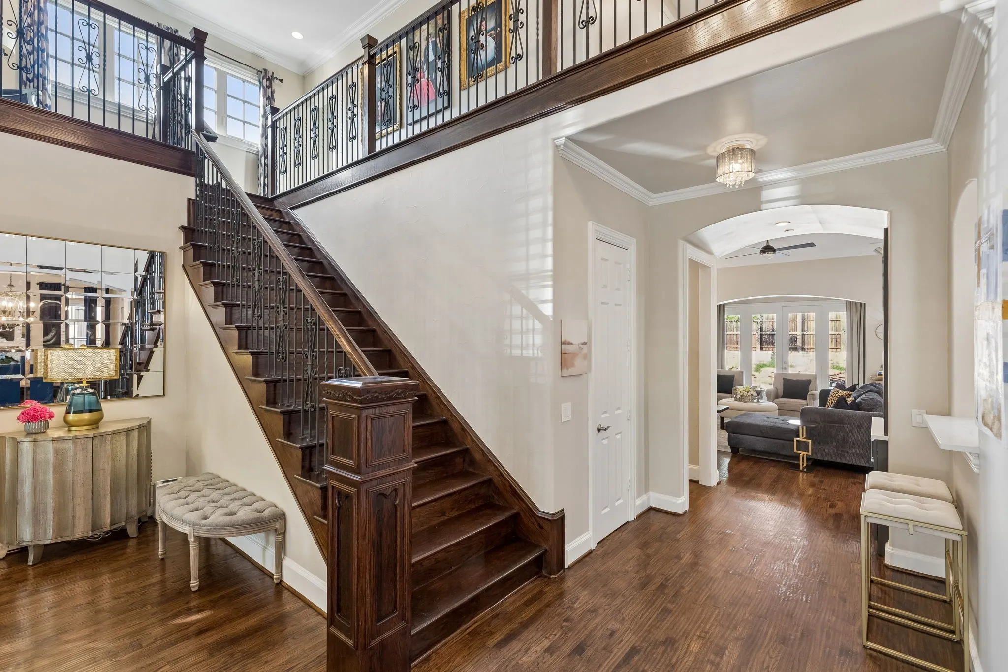 Single Family Residence For Sale in Collin County , 5880 Shady Oaks Drive, Frisco, Texas 75034, 5 Bedroom, 6 Bathroom, 3 Garage spaces, 5,545 Sqft, built in 2003, Preowned, mls#21253283, Real Estate Agent in Frisco, Homes For Sale in Collin county, Homes For Sale in Frisco, Realtor in Frisco Texas, Real Estate Brokerage Independent Realty Texas, Luminita Cordes Realtor