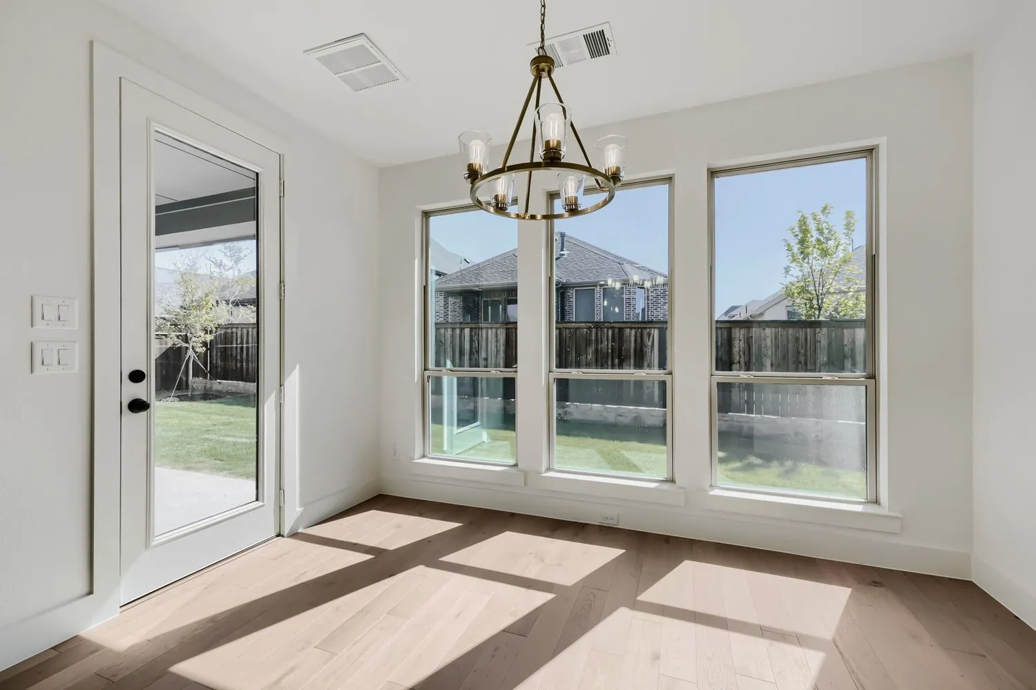 Single Family Residence For Sale in Johnson County , 1811 Flowerfield Lane, Mansfield, Texas 76063, 3 Bedroom, 4 Bathroom, 2 Garage spaces, 2,957 Sqft, built in 2026, New Construction - Complete, mls#21255567, Real Estate Agent in Mansfield, Homes For Sale in Johnson county, Homes For Sale in Mansfield, Realtor in Mansfield Texas, Real Estate Brokerage Independent Realty Texas, Luminita Cordes Realtor