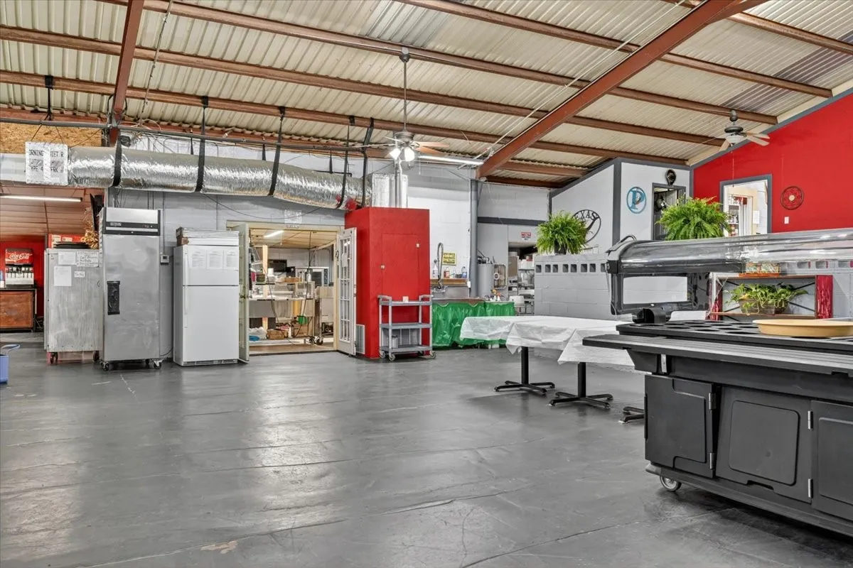 Business For Sale in Comanche County , 424 N Texas Street, De Leon, Texas 76444, 0, 0, Garage spaces, 0 Sqft, built in 1986, Preowned, Price $850,000, mls#21252478, Real Estate Agent in De Leon, Homes For Sale in Comanche county, Homes For Sale in De Leon, Realtor in De Leon Texas, Real Estate Brokerage Independent Realty Texas, Luminita Cordes Realtor