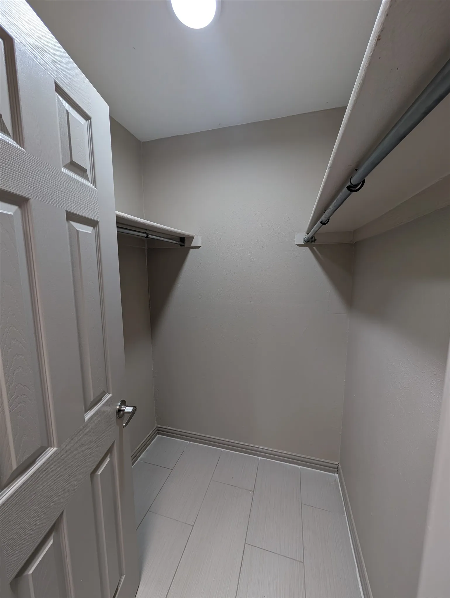 Condominium For Rent in Dallas County , 6646 E Lovers Lane 1105, Dallas, Texas 75214, 2 Bedroom, 2 Bathroom, Garage spaces, 1,031 Sqft, built in 1979, Preowned, mls#21255584, Real Estate Agent in Dallas, Homes For Rent in Dallas county, Homes For Rent in Dallas, Realtor in Dallas Texas, Real Estate Brokerage Independent Realty Texas, Luminita Cordes Realtor