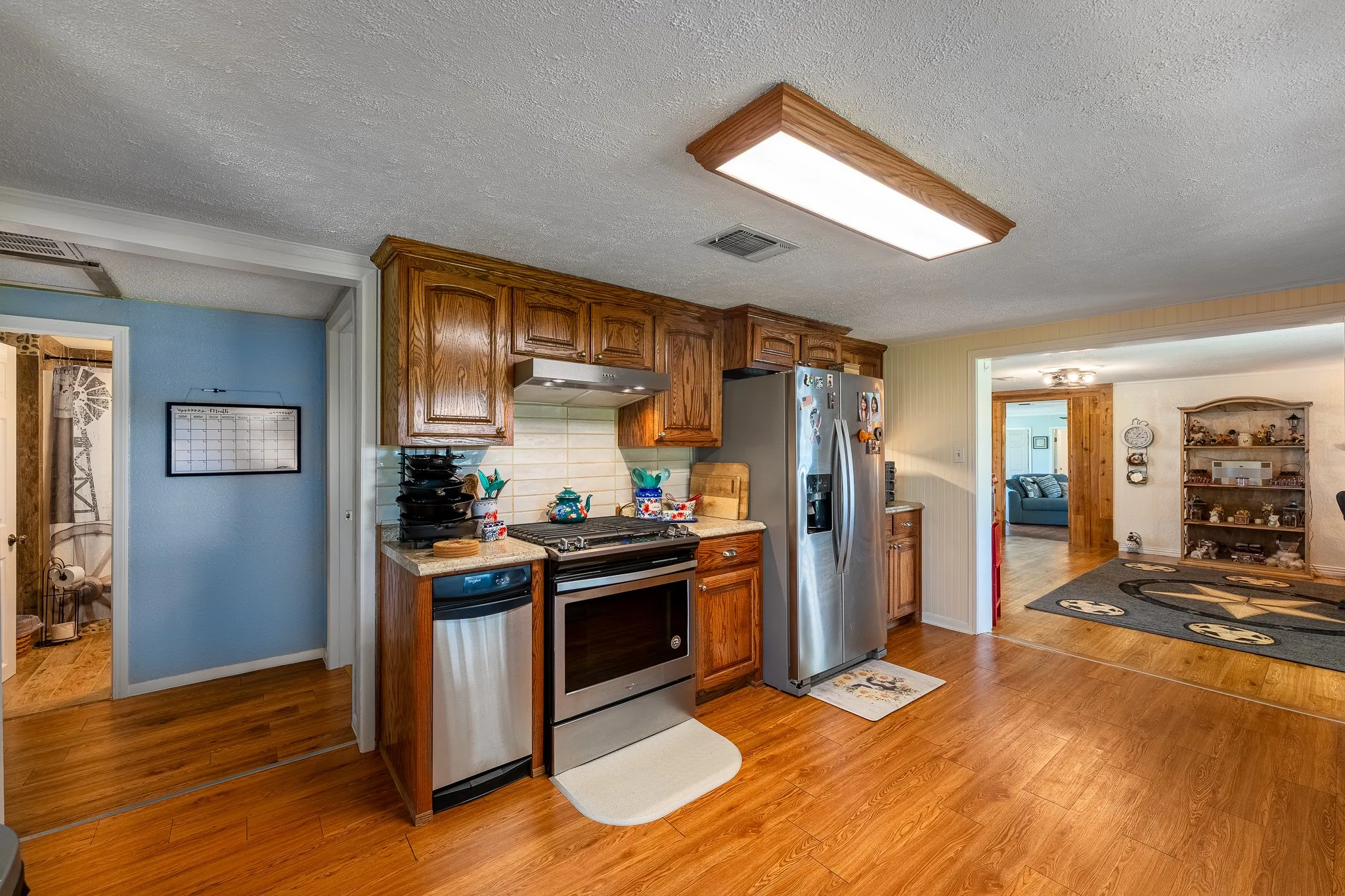 Single Family Residence For Sale in Mills County , 1360 W US Hwy 84 Highway, Mullin, Texas 76864, 3 Bedroom, 3 Bathroom, 2 Garage spaces, 2,242 Sqft, built in 1982, Preowned, mls#21255586, Real Estate Agent in Mullin, Homes For Sale in Mills county, Homes For Sale in Mullin, Realtor in Mullin Texas, Real Estate Brokerage Independent Realty Texas, Luminita Cordes Realtor