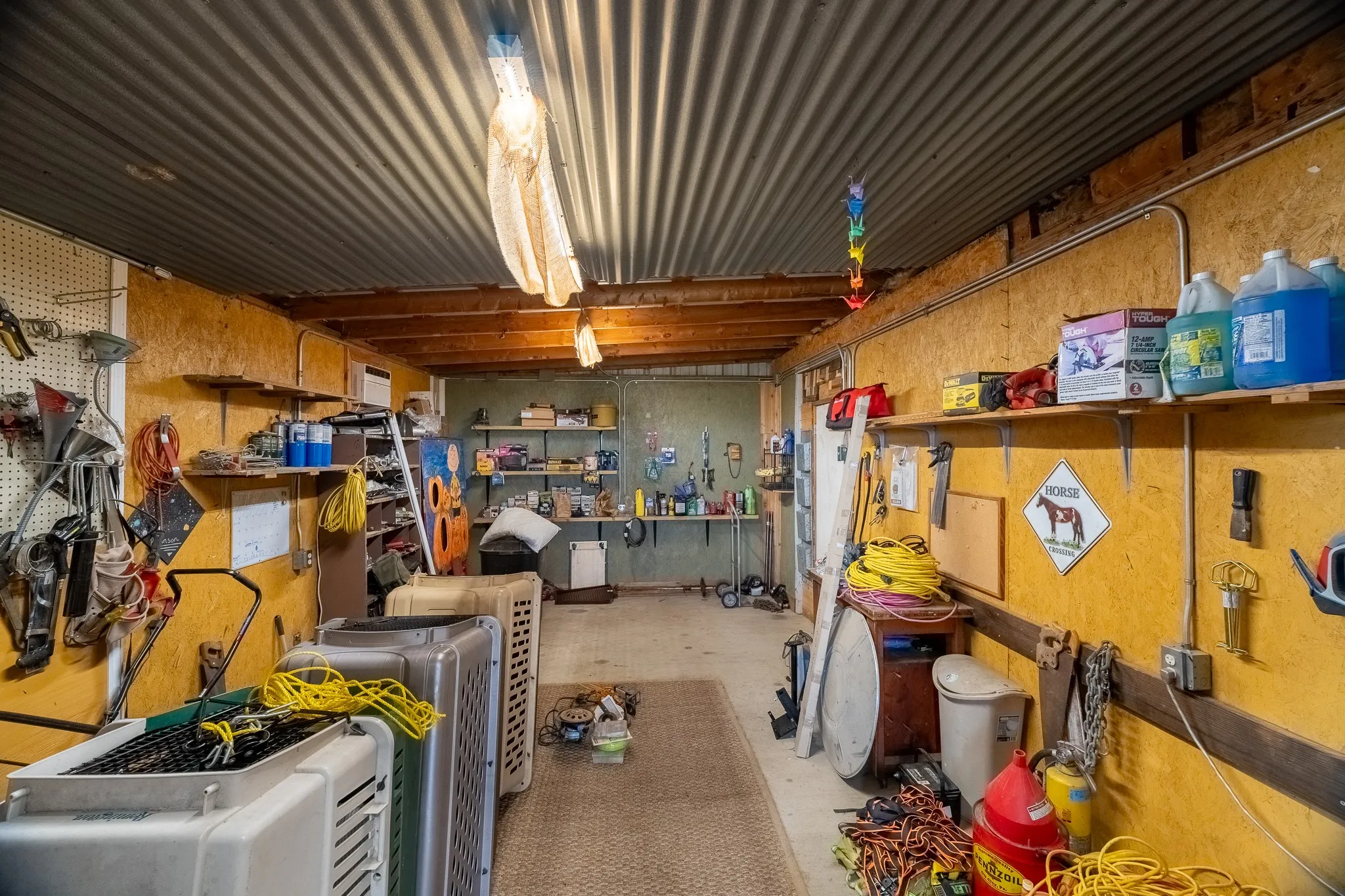 Single Family Residence For Sale in Mills County , 1360 W US Hwy 84 Highway, Mullin, Texas 76864, 3 Bedroom, 3 Bathroom, 2 Garage spaces, 2,242 Sqft, built in 1982, Preowned, mls#21255586, Real Estate Agent in Mullin, Homes For Sale in Mills county, Homes For Sale in Mullin, Realtor in Mullin Texas, Real Estate Brokerage Independent Realty Texas, Luminita Cordes Realtor