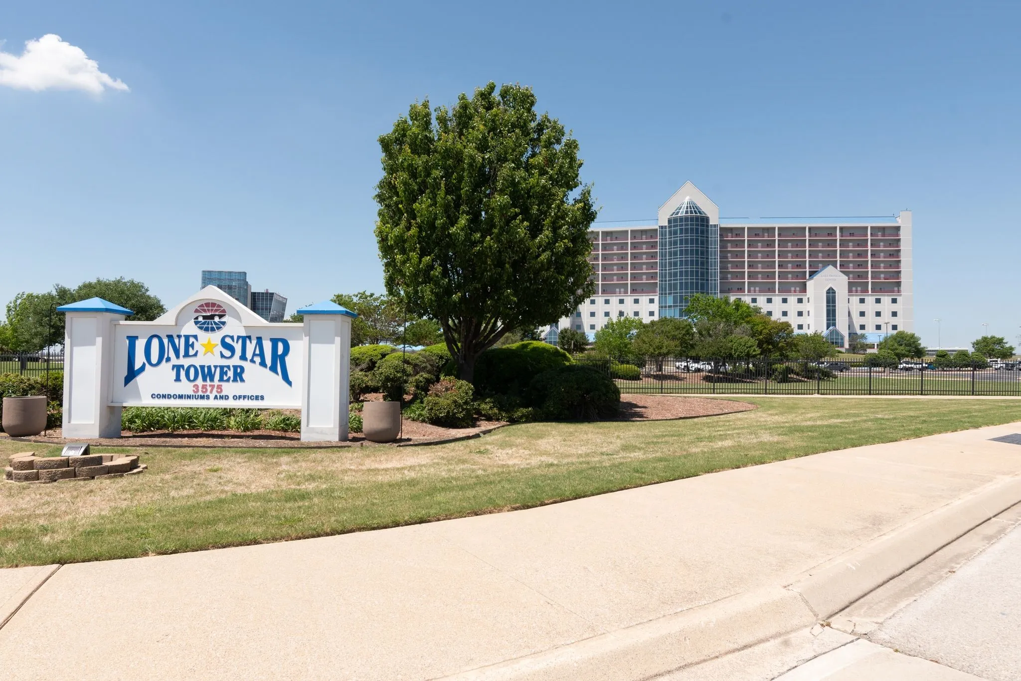 Condominium For Sale in Denton County , 3575 LONE STAR Circle 504-505, Fort Worth, Texas 76177, 2 Bedrooms, 2 Bathrooms, 2 Garage spaces, 2,000 Sqft, built in 1997, Preowned, Price $475,000, mls#21254072, Real Estate Agent in Fort Worth, Homes For Sale in Denton county, Homes For Sale in Fort Worth, Realtor in Fort Worth Texas, Real Estate Brokerage Independent Realty Texas, Luminita Cordes Realtor