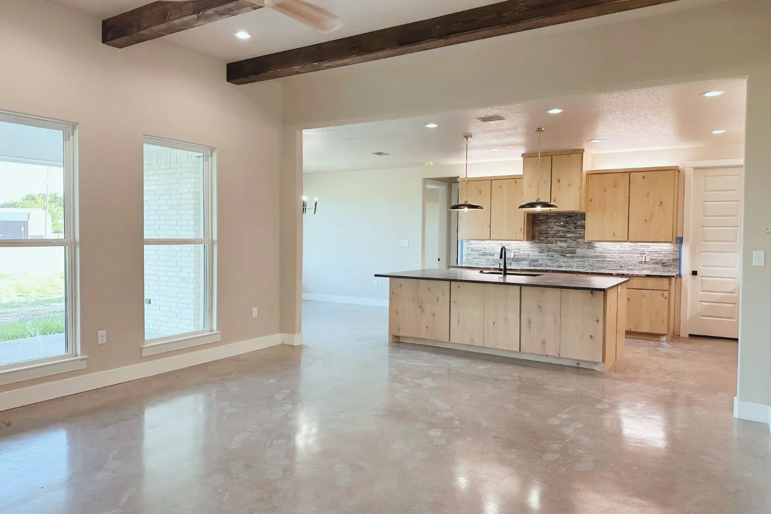 Single Family Residence For Sale in Parker County , 1054 Dove Hill Branch, Weatherford, Texas 76088, 4 Bedroom, 3 Bathroom, 3 Garage spaces, 2,347 Sqft, built in 2026, New Construction - Incomplete, mls#21252495, Real Estate Agent in Weatherford, Homes For Sale in Parker county, Homes For Sale in Weatherford, Realtor in Weatherford Texas, Real Estate Brokerage Independent Realty Texas, Luminita Cordes Realtor