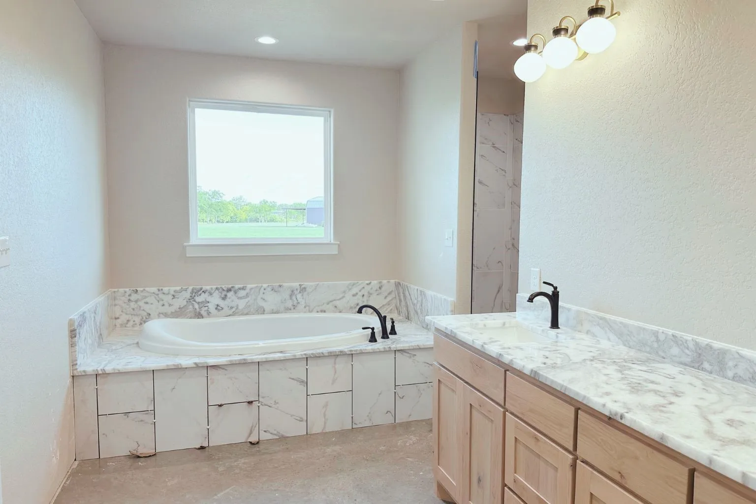 Single Family Residence For Sale in Parker County , 1054 Dove Hill Branch, Weatherford, Texas 76088, 4 Bedroom, 3 Bathroom, 3 Garage spaces, 2,347 Sqft, built in 2026, New Construction - Incomplete, mls#21252495, Real Estate Agent in Weatherford, Homes For Sale in Parker county, Homes For Sale in Weatherford, Realtor in Weatherford Texas, Real Estate Brokerage Independent Realty Texas, Luminita Cordes Realtor